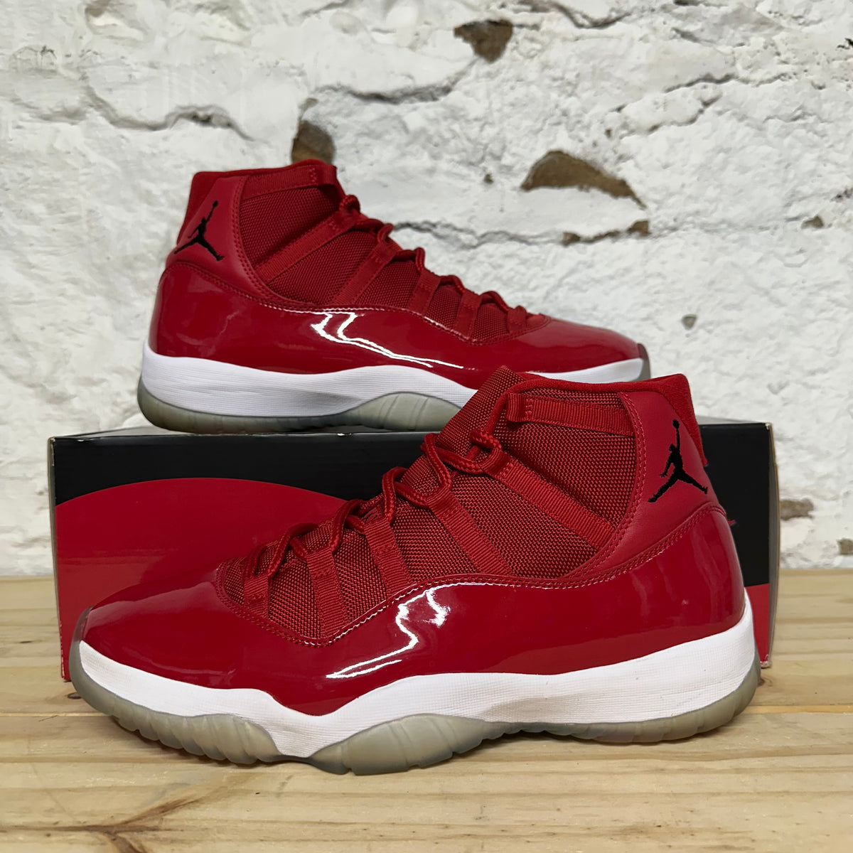 Air Jordan 11 High Win Like 96 Sz 12