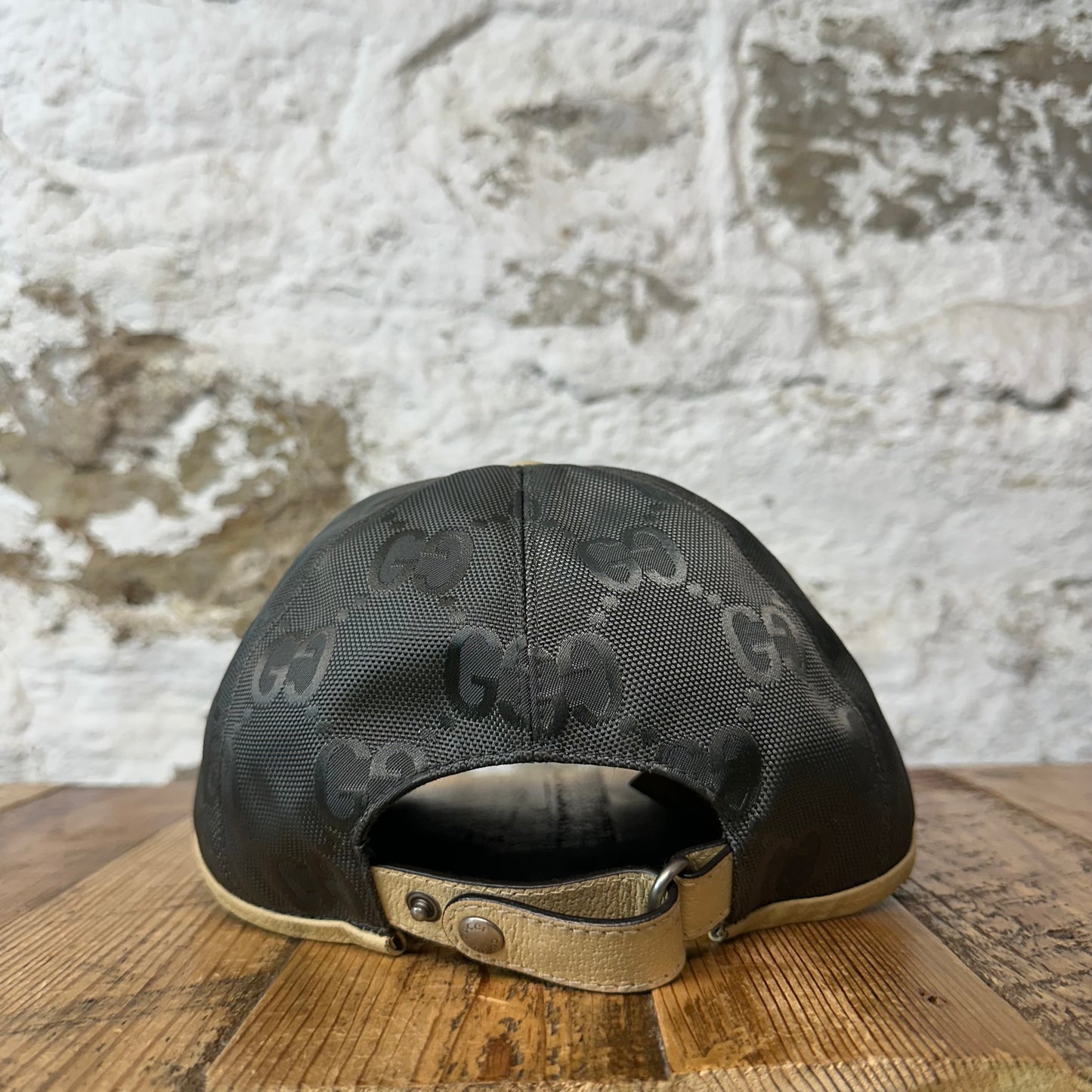 Gucci Gray Monogram Circle Logo Hat Sz L