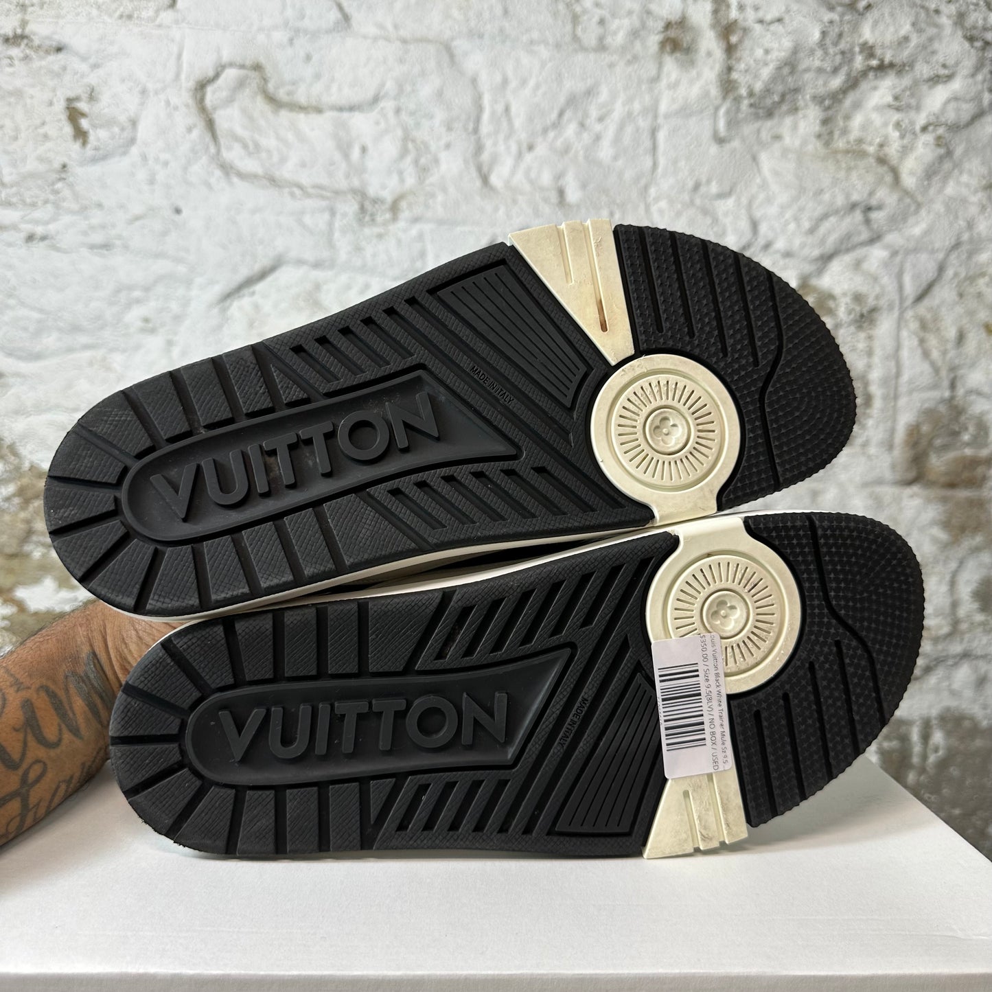 Louis Vuitton Black White Trainer Mule Sz 9.5 (8LV)