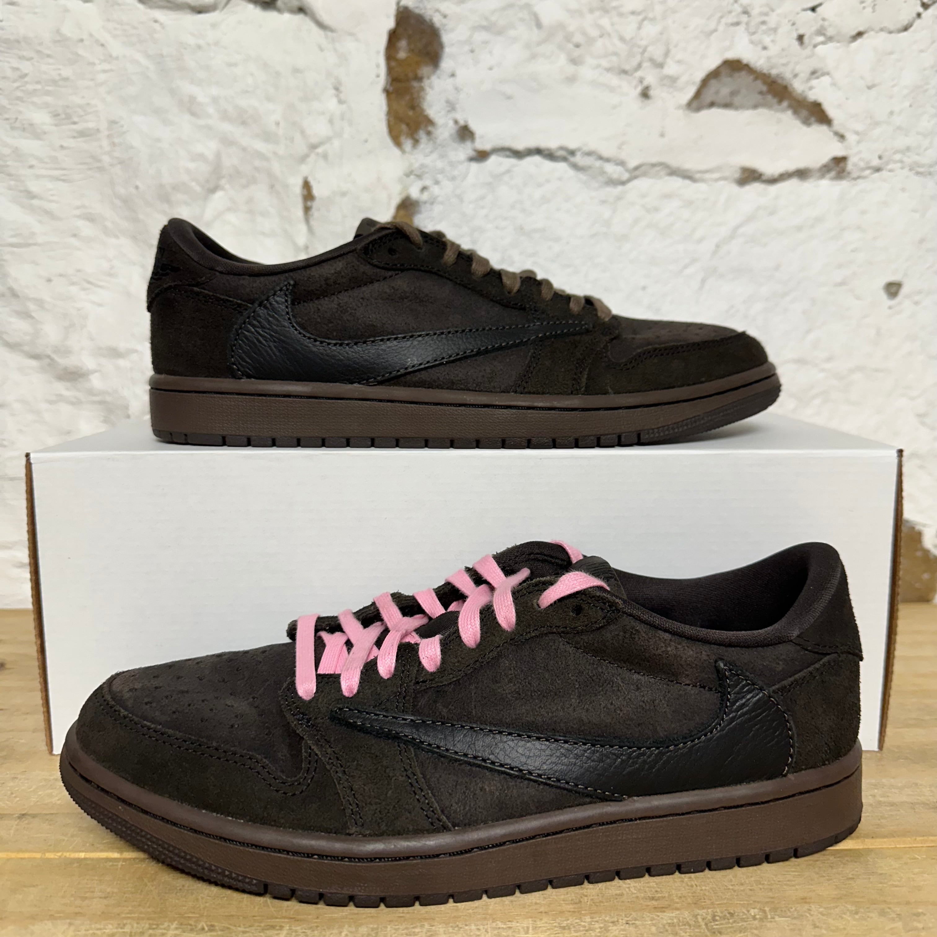 Air Jordan 1 Low Travis Scott Velvet Brown Sz 8.5
