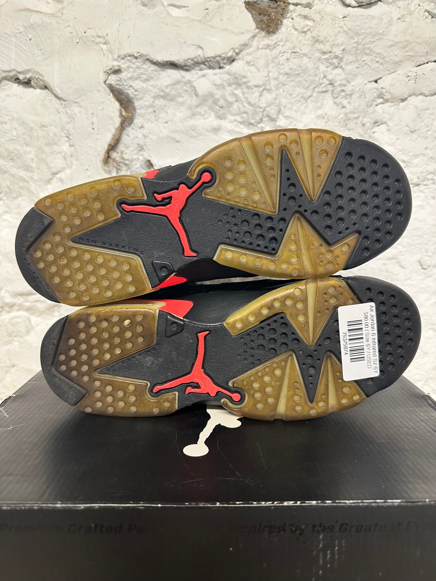 Air Jordan 6 Infrared Black (2014) Sz 6Y