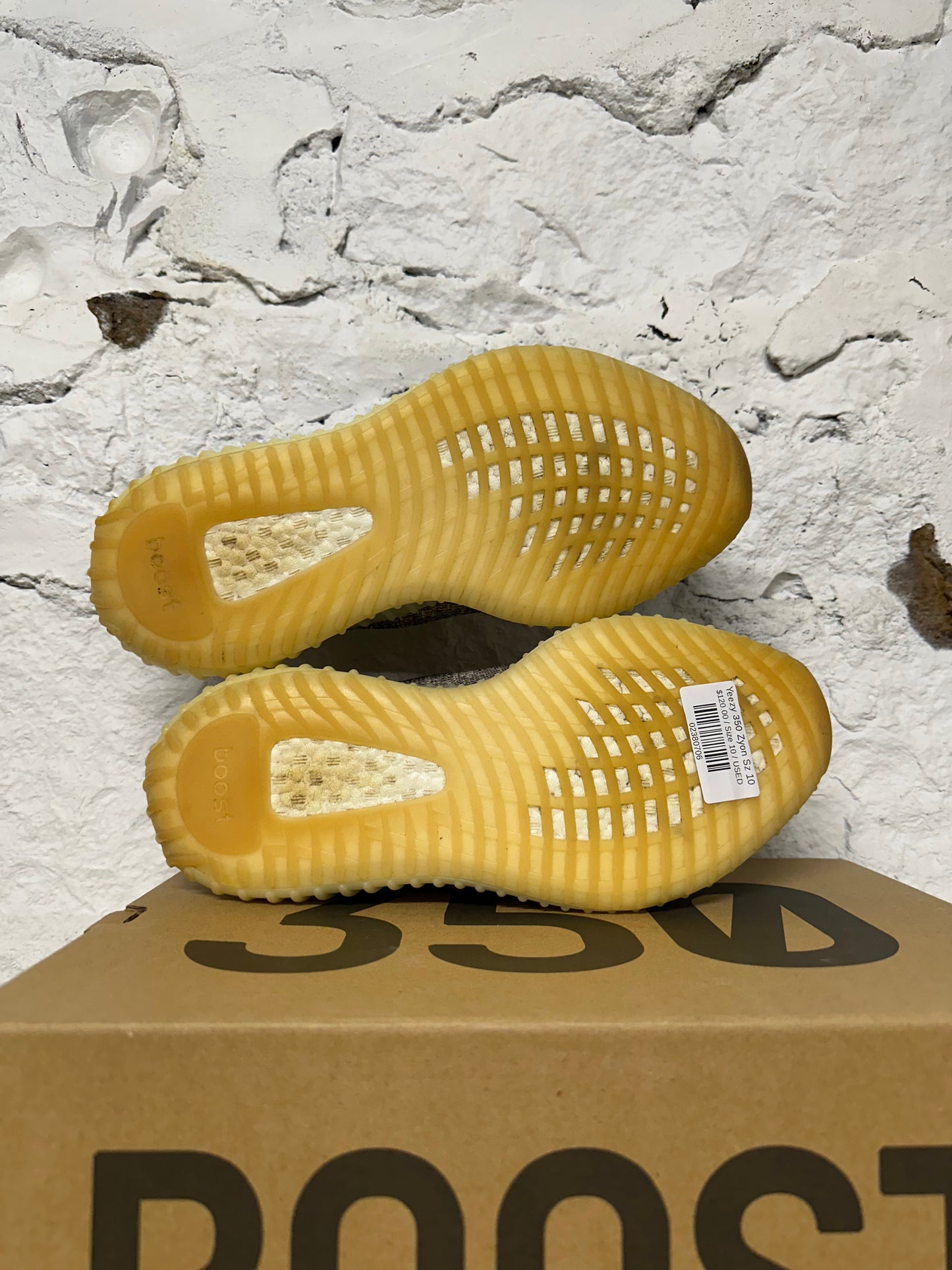 Yeezy 350 V2 Zyon Sz 10