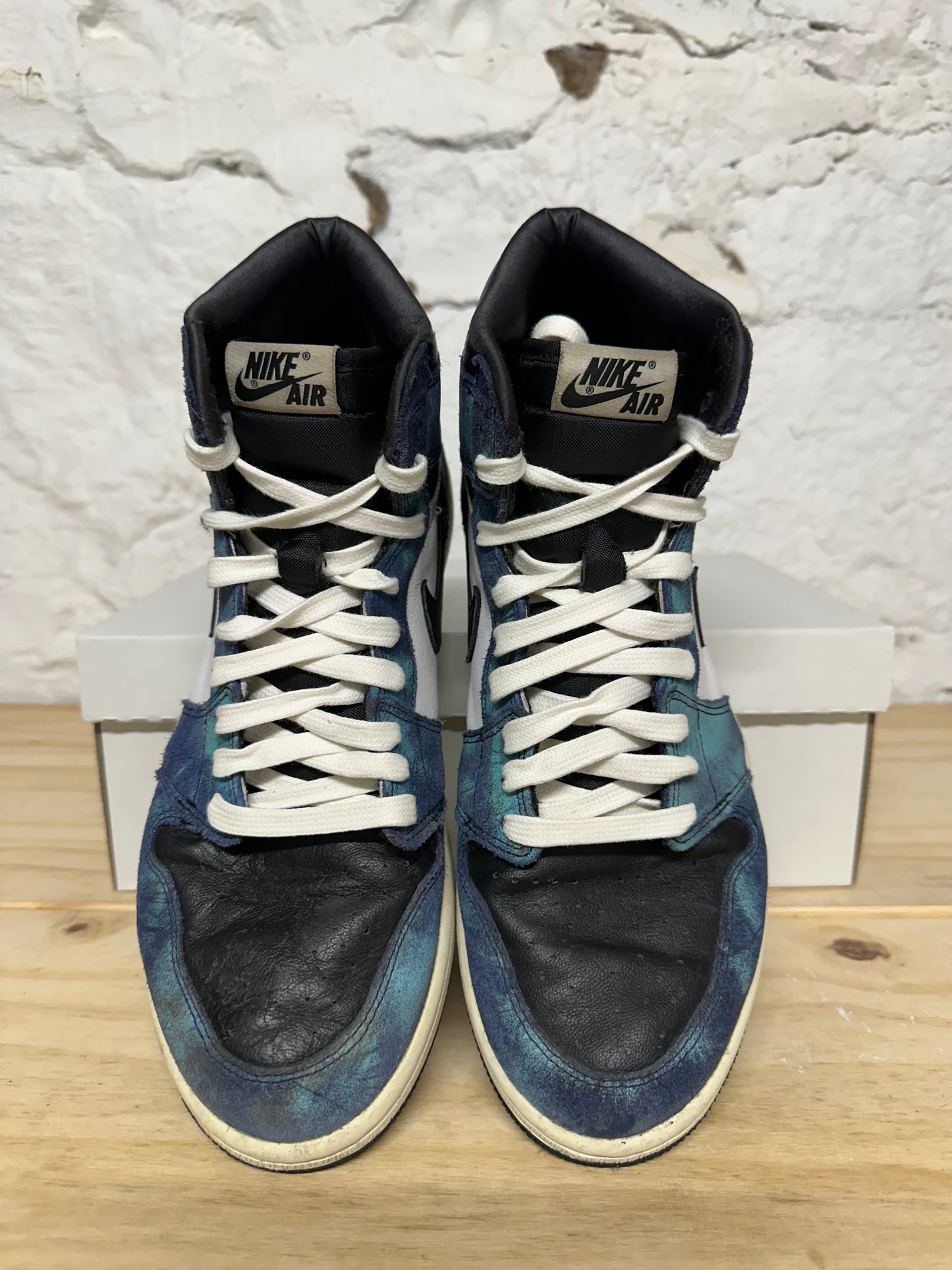 Air Jordan 1 High Tie Dye Sz 10.5 (12W)
