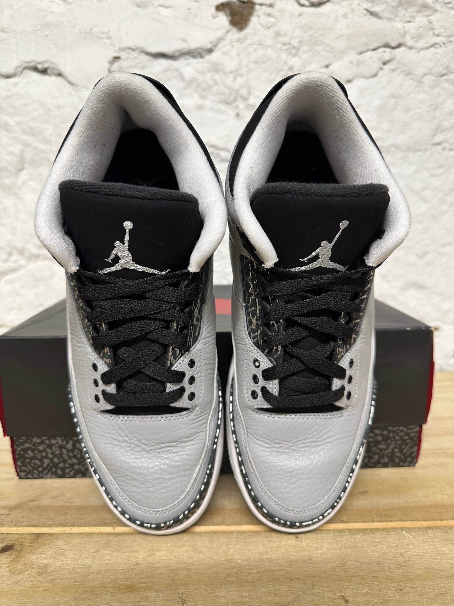 Air Jordan 3 Wolf Grey Sz 8.5