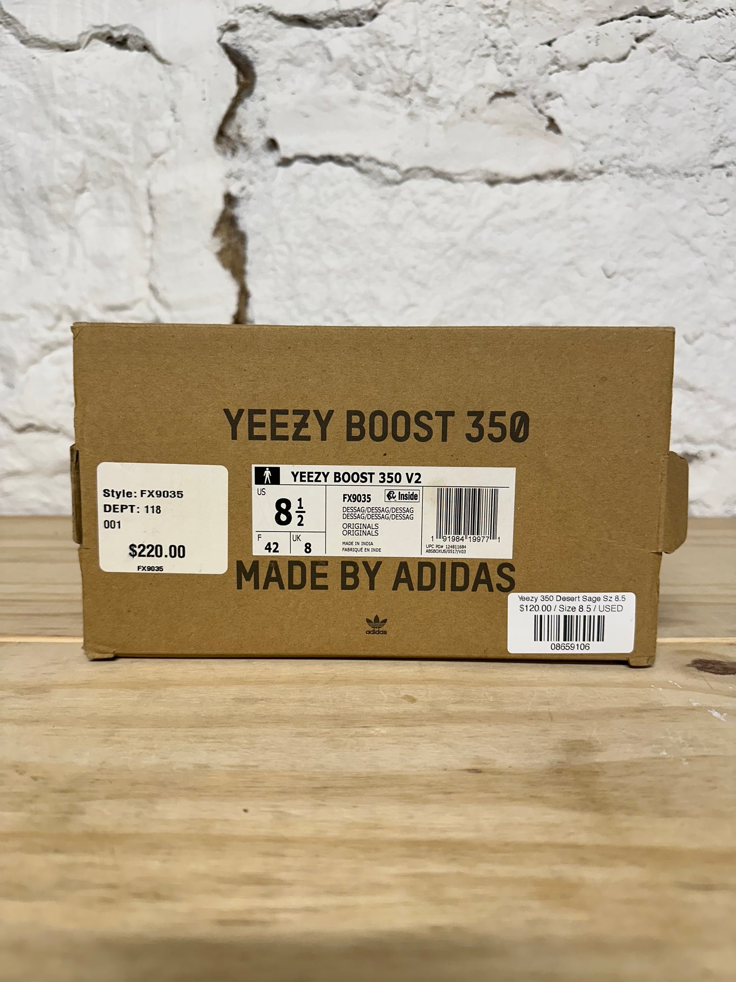 Yeezy 350 V2 Desert Sage Sz 8.5