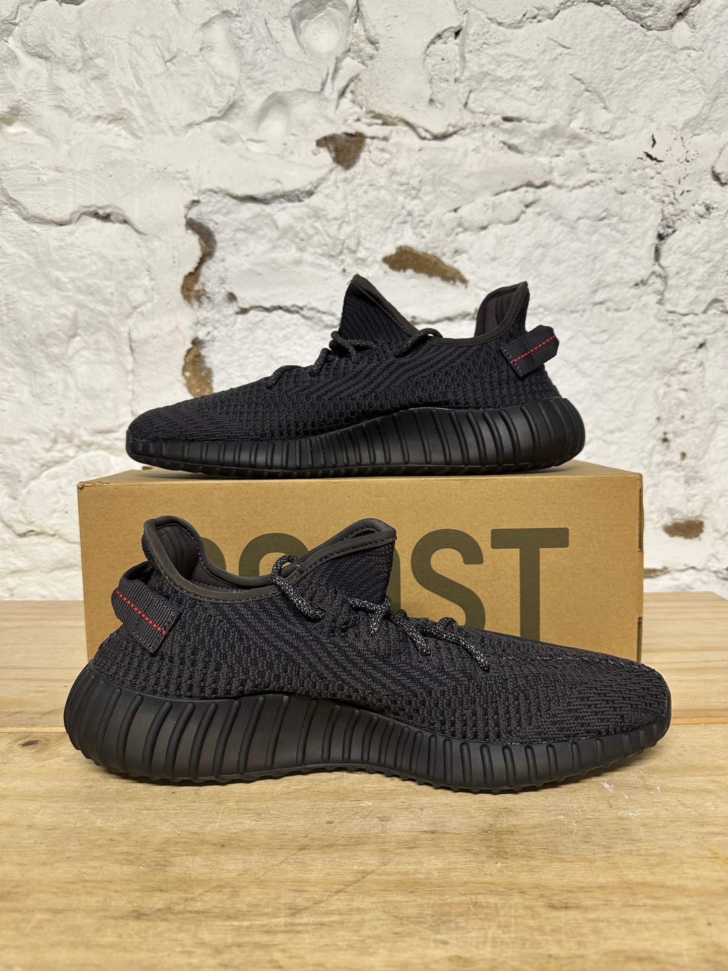 Yeezy 350 V2 Black Non Reflective Sz 12 DS