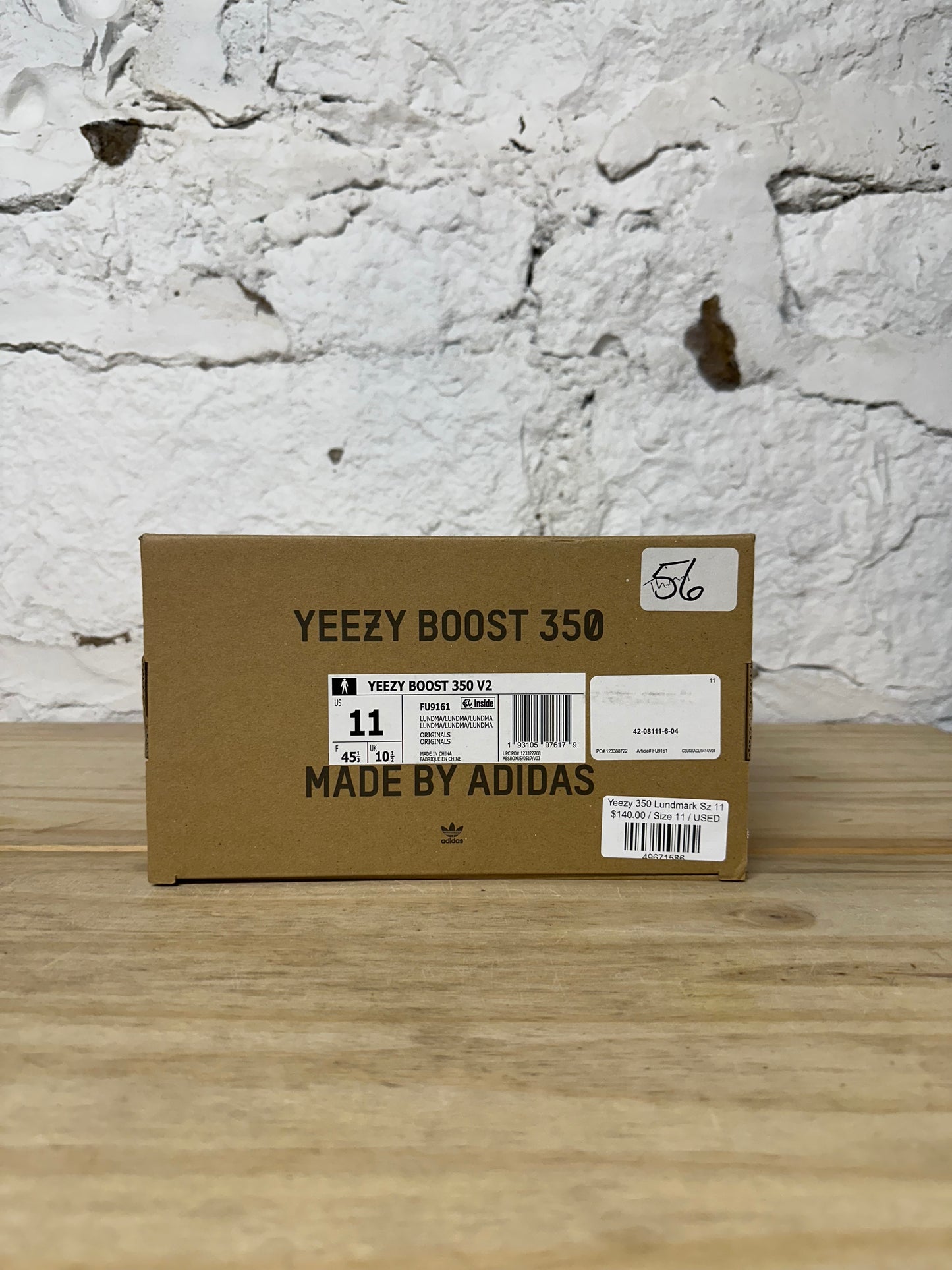 Yeezy 350 V2 Lundmark Sz 11
