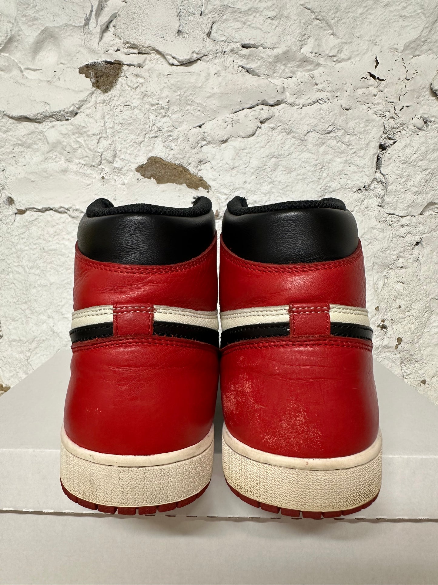 Air Jordan 1 High Bred Toe Sz 11