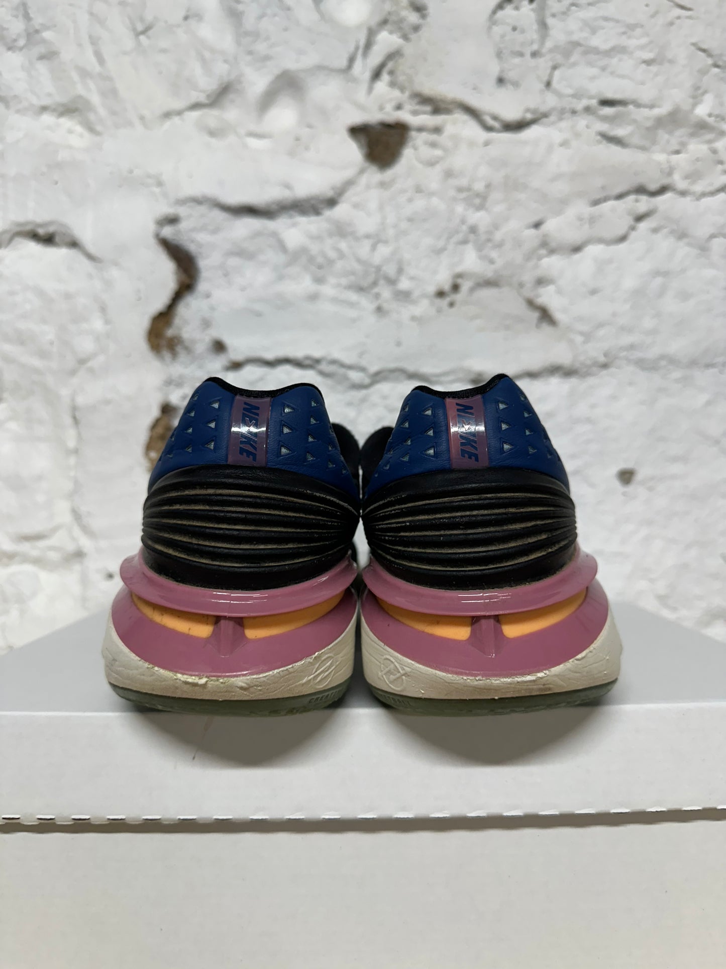 Nike GT Cut 2 Black Desert Berry Sz 8.5