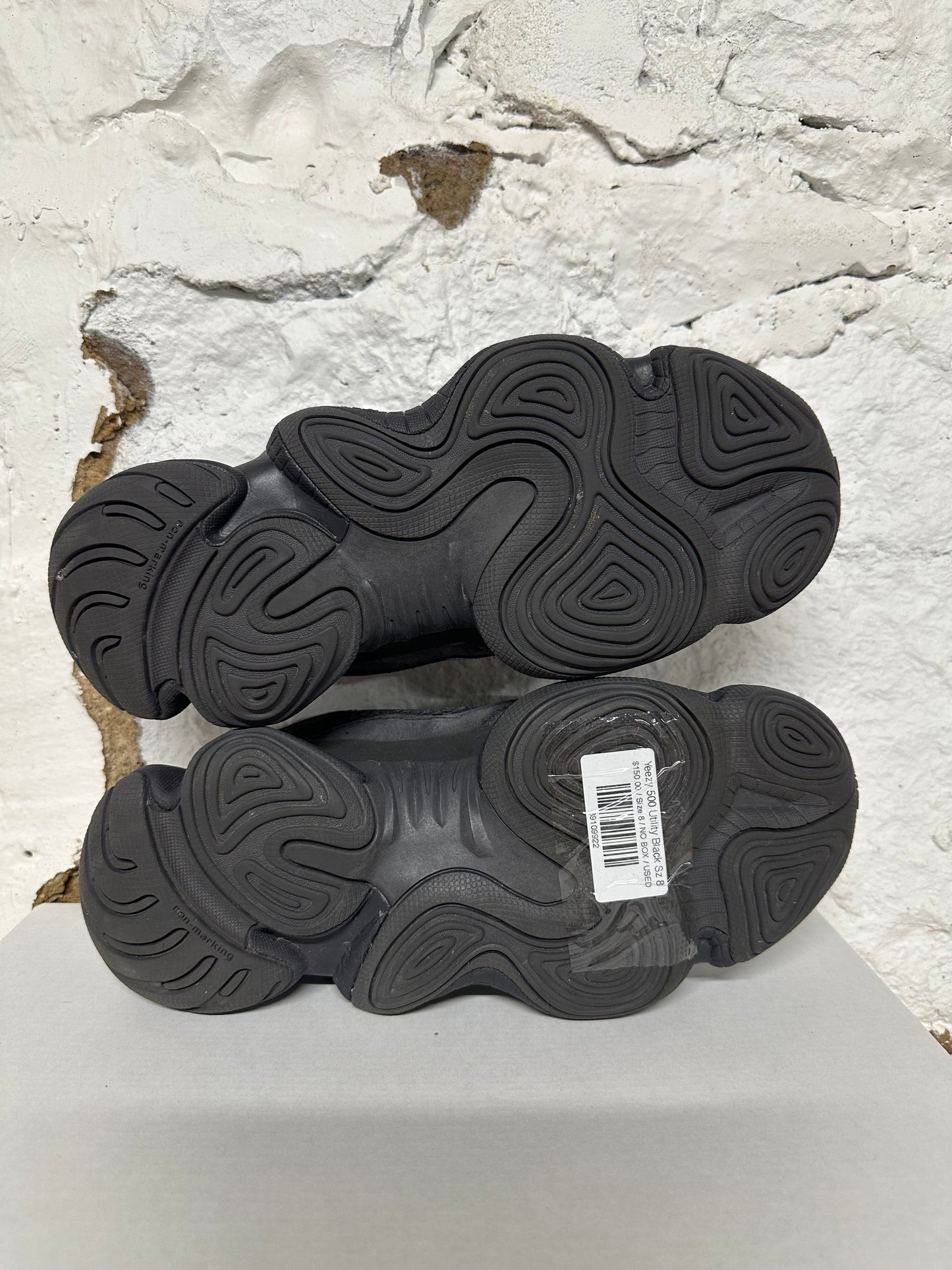 Yeezy 500 Utility Black Sz 8