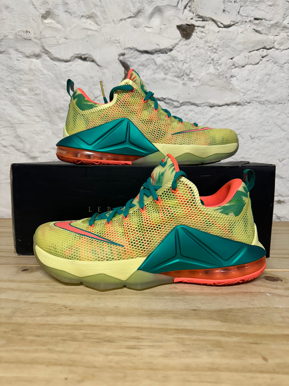 Nike LeBron 12 Low LeBronald Palmer Sz 11
