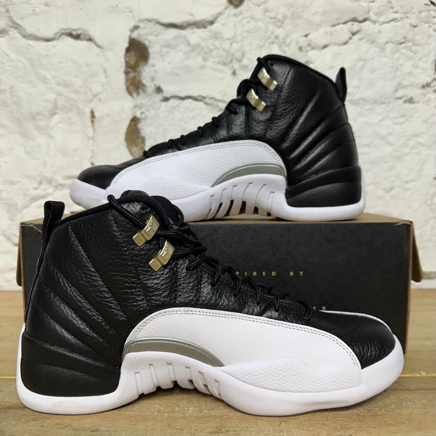 Air Jordan 12 Playoffs (2022) Sz 9