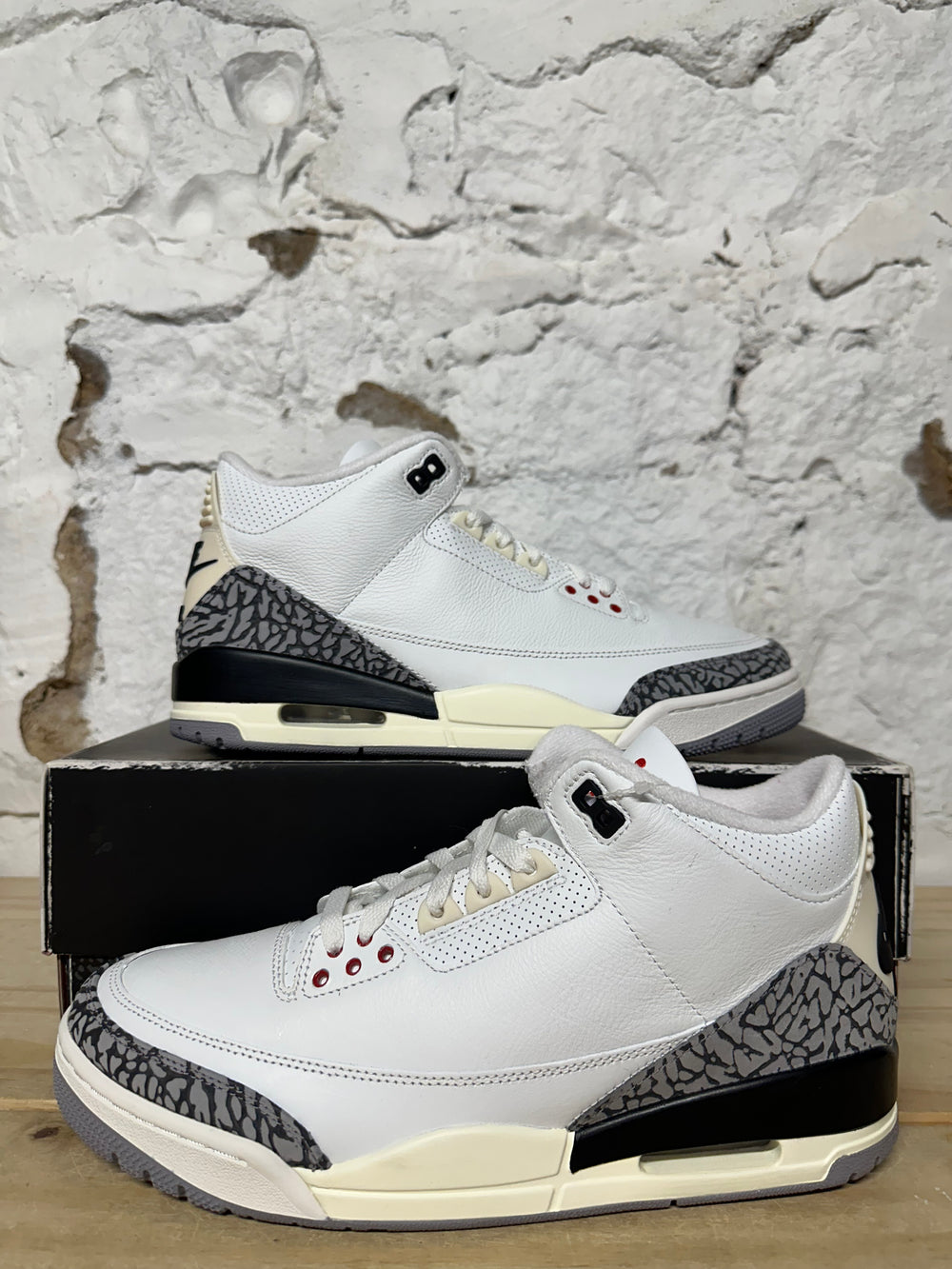 Air Jordan 3 White Cement Reimagined Sz 10.5 DS