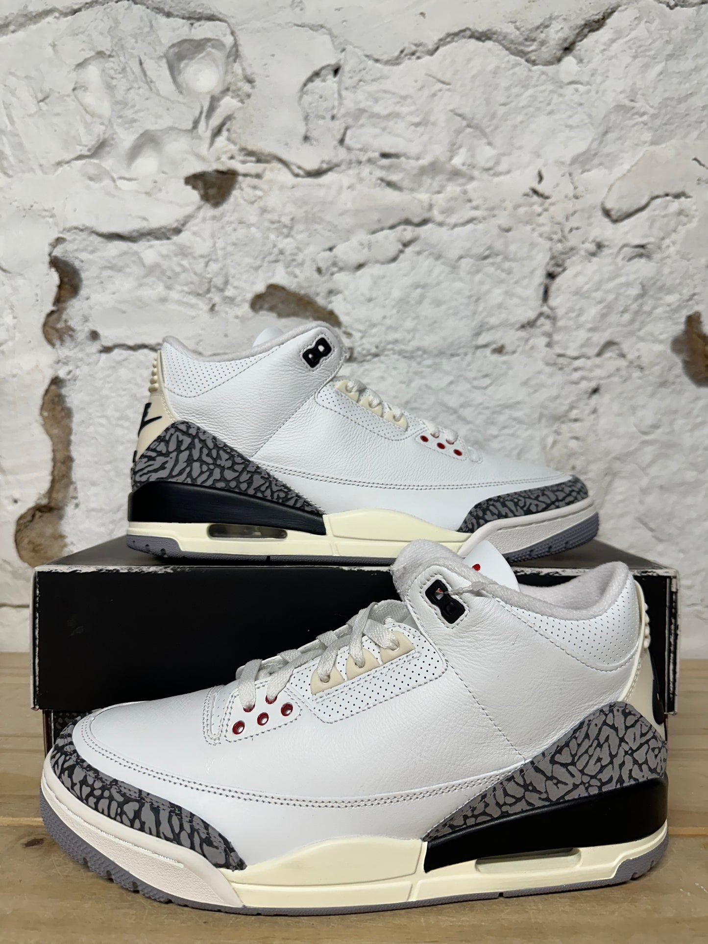 Air Jordan 3 White Cement Reimagined Sz 10.5 DS