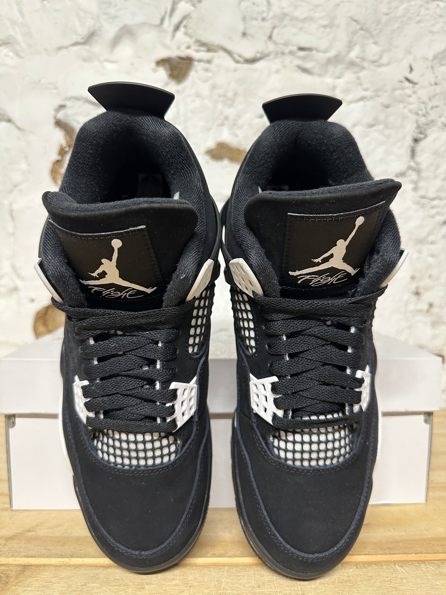 Air Jordan 4 White Thunder Sz 8