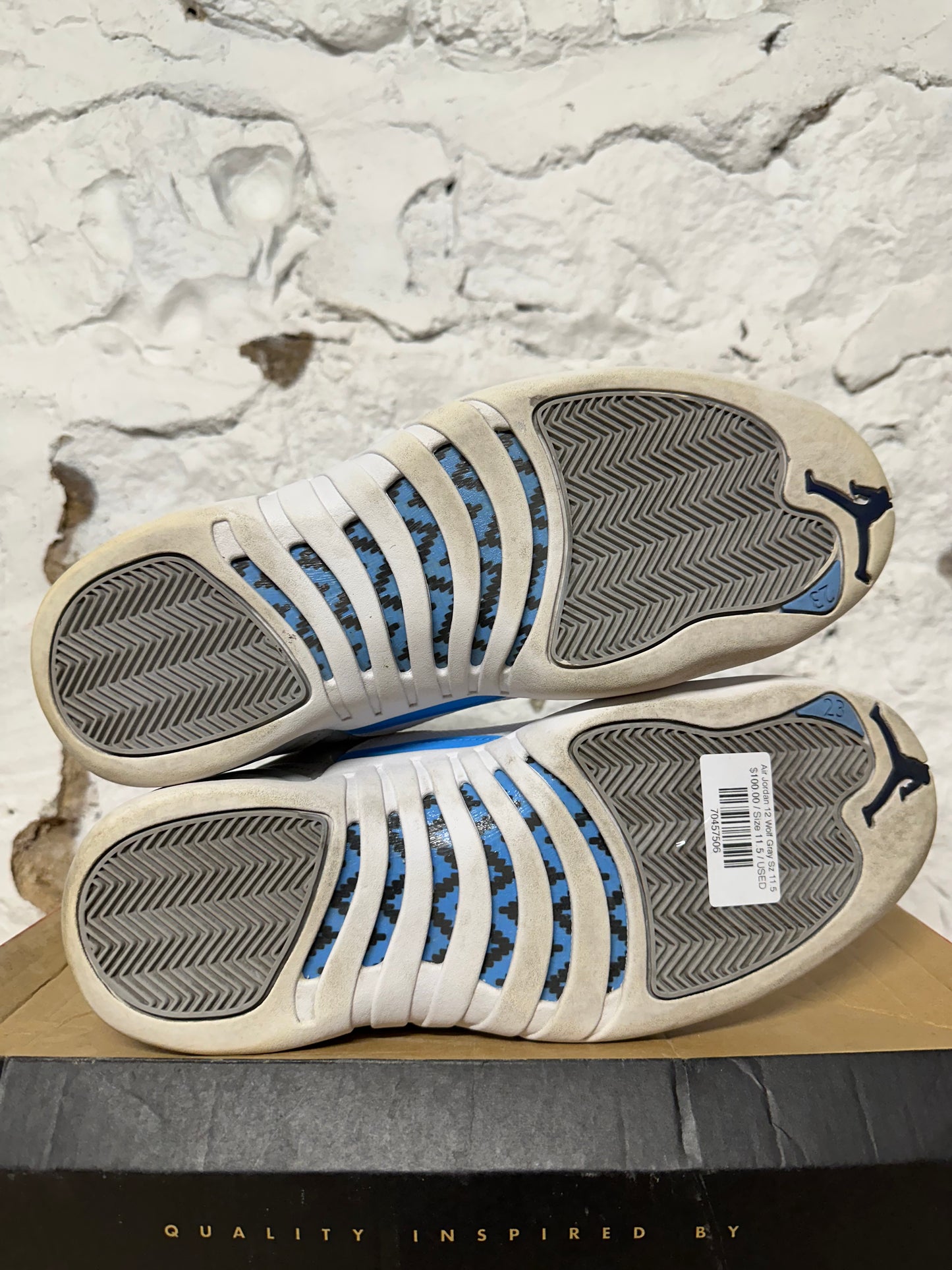 Air Jordan 12 Wolf Gray Sz 11.5