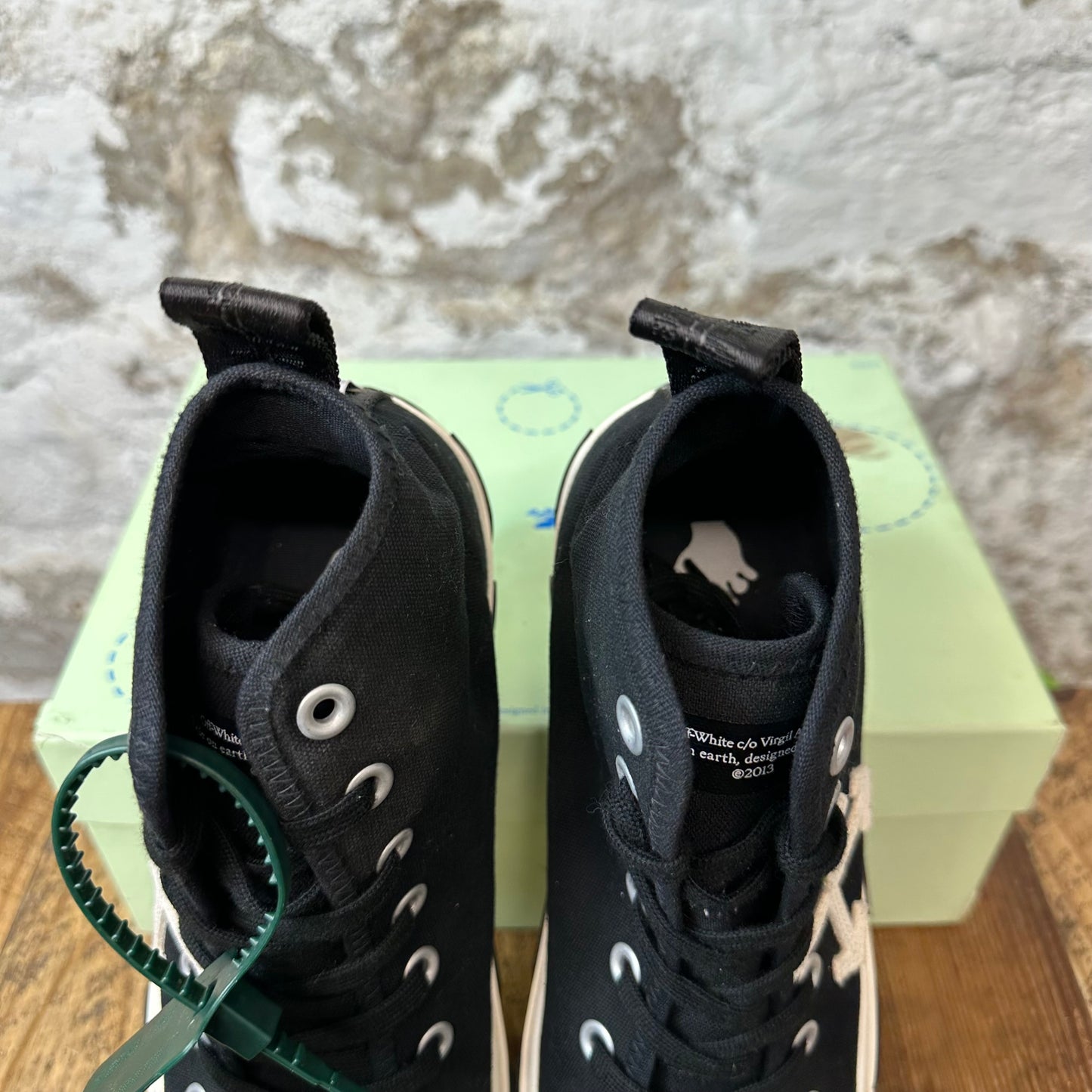 Off-White White Arrow Black Vulc High Sz 10 (43)