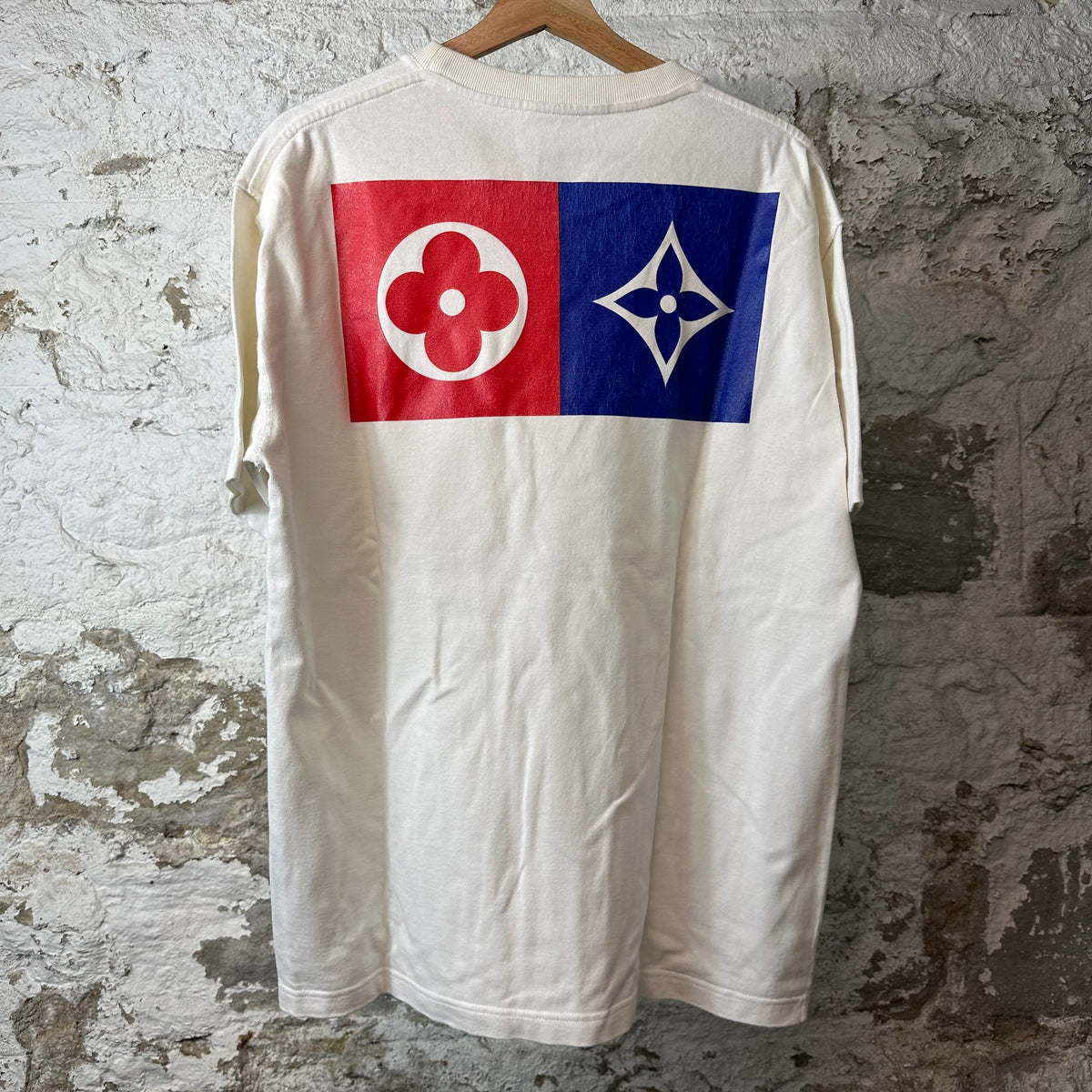 Louis Vuitton Barcode Logo White T-Shirt Sz XL