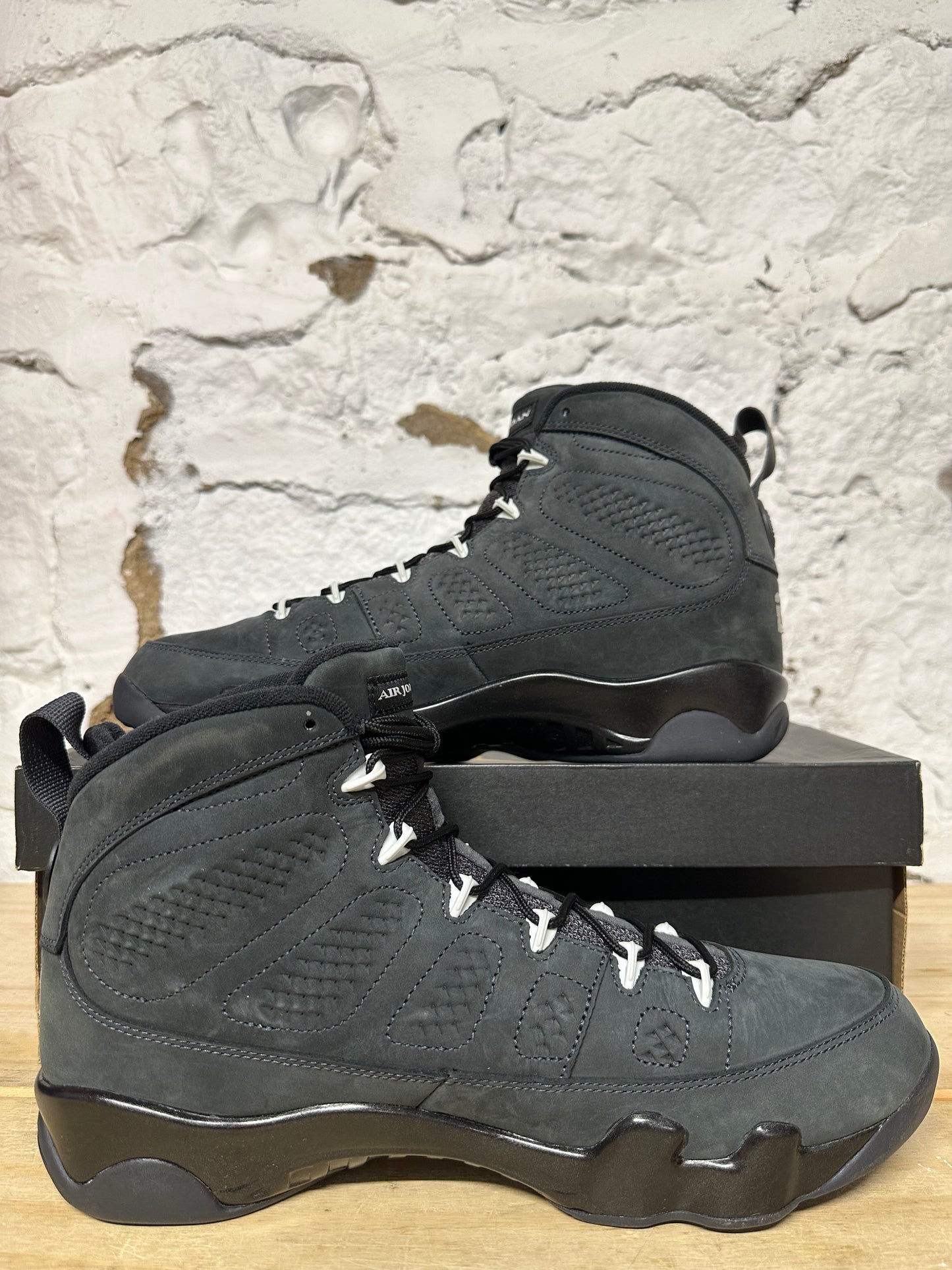 Air Jordan 9 Anthracite Sz 11.5 DS