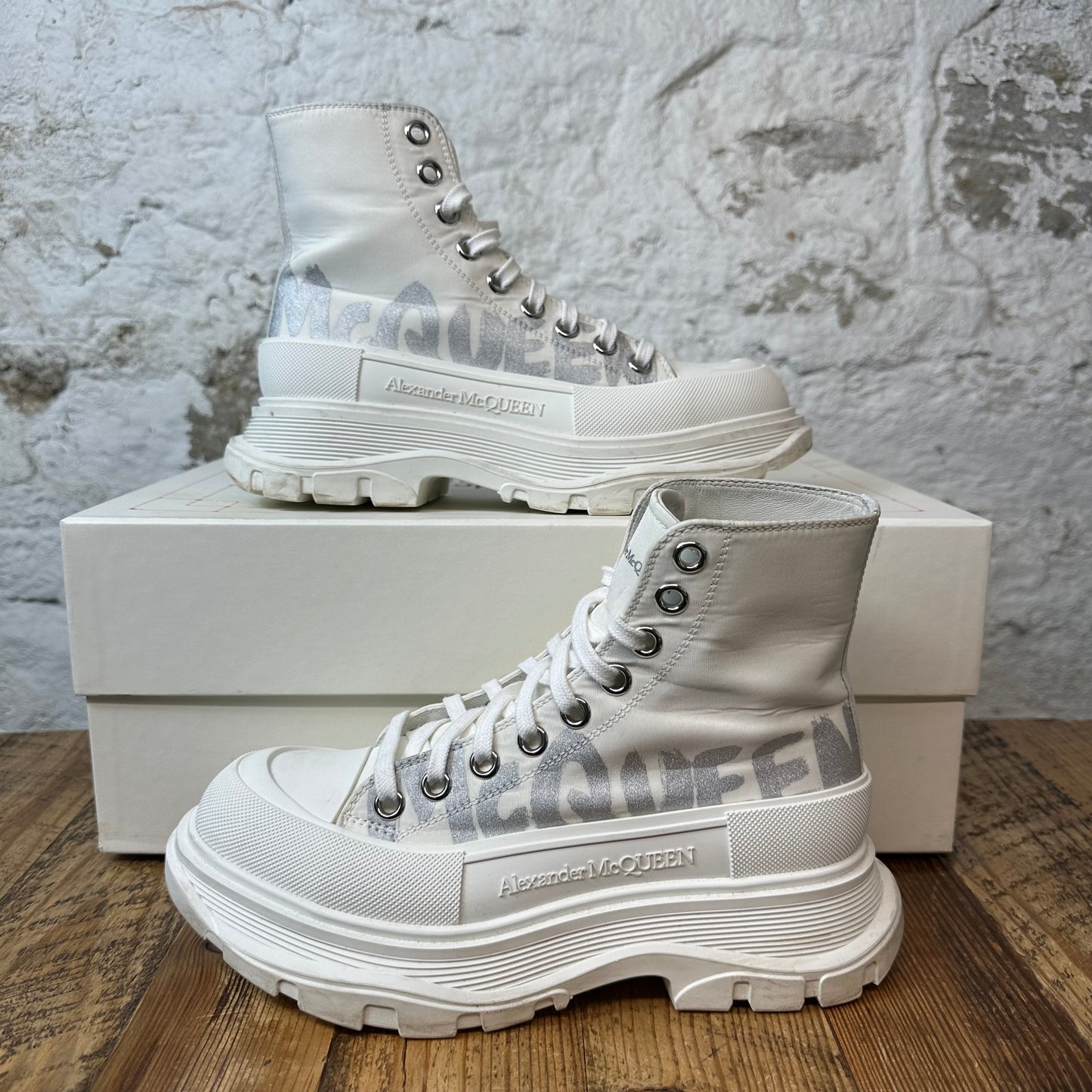 Alexander Mcqueen Silver Spell White Tread Boot High Sz 5.5 (37.5)