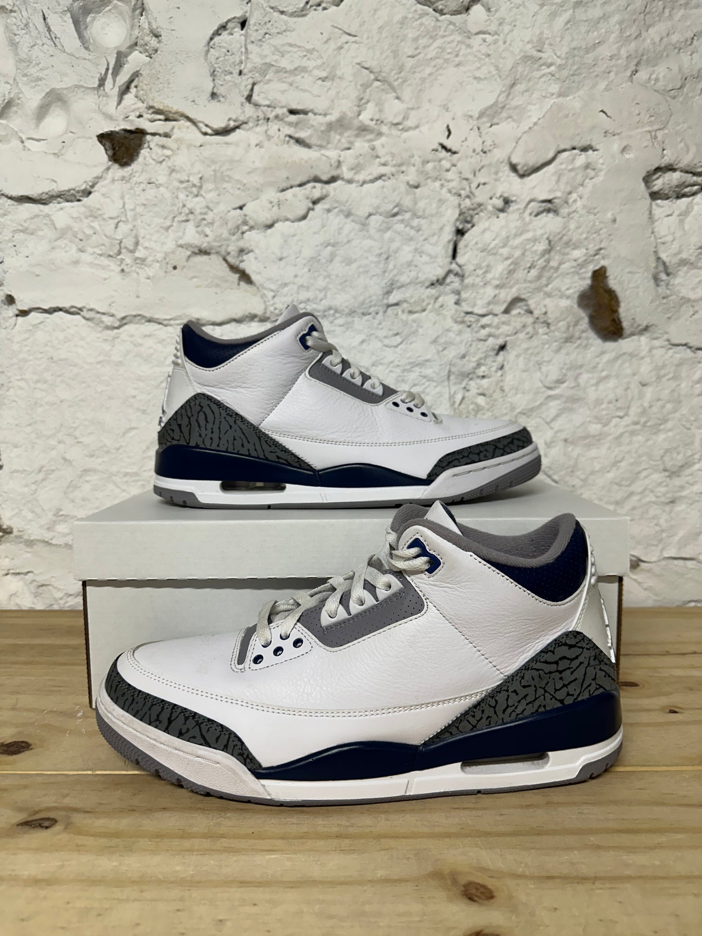 Air Jordan 3 Midnight Navy Sz 10