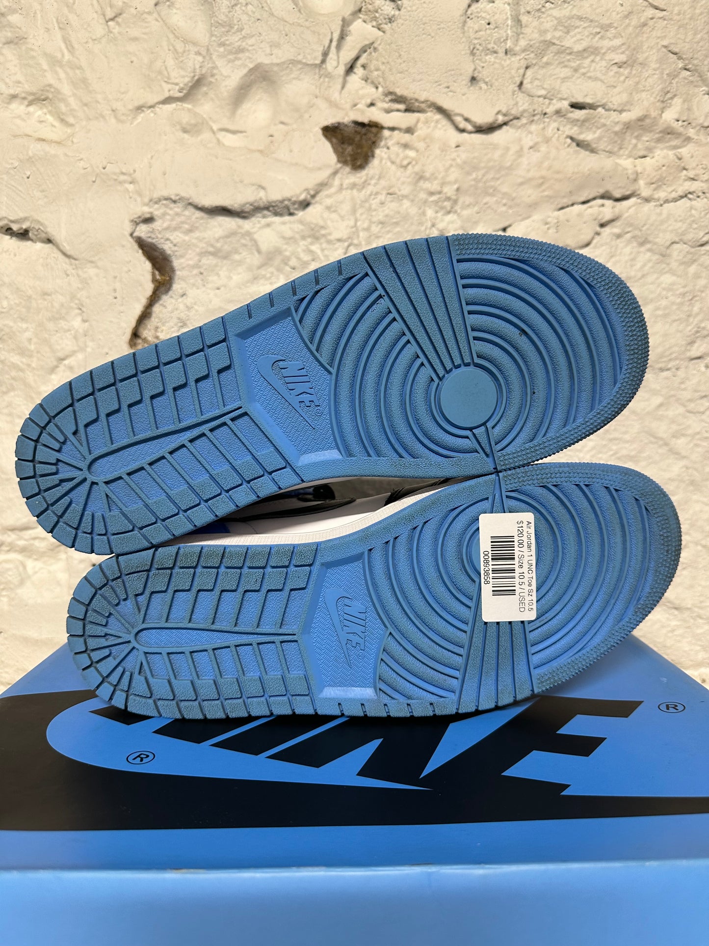 Air Jordan 1 High UNC Toe Sz 10.5