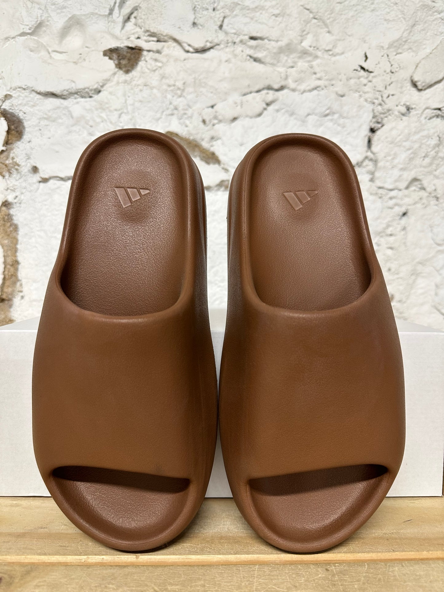 Yeezy Slide Flax Sz 9