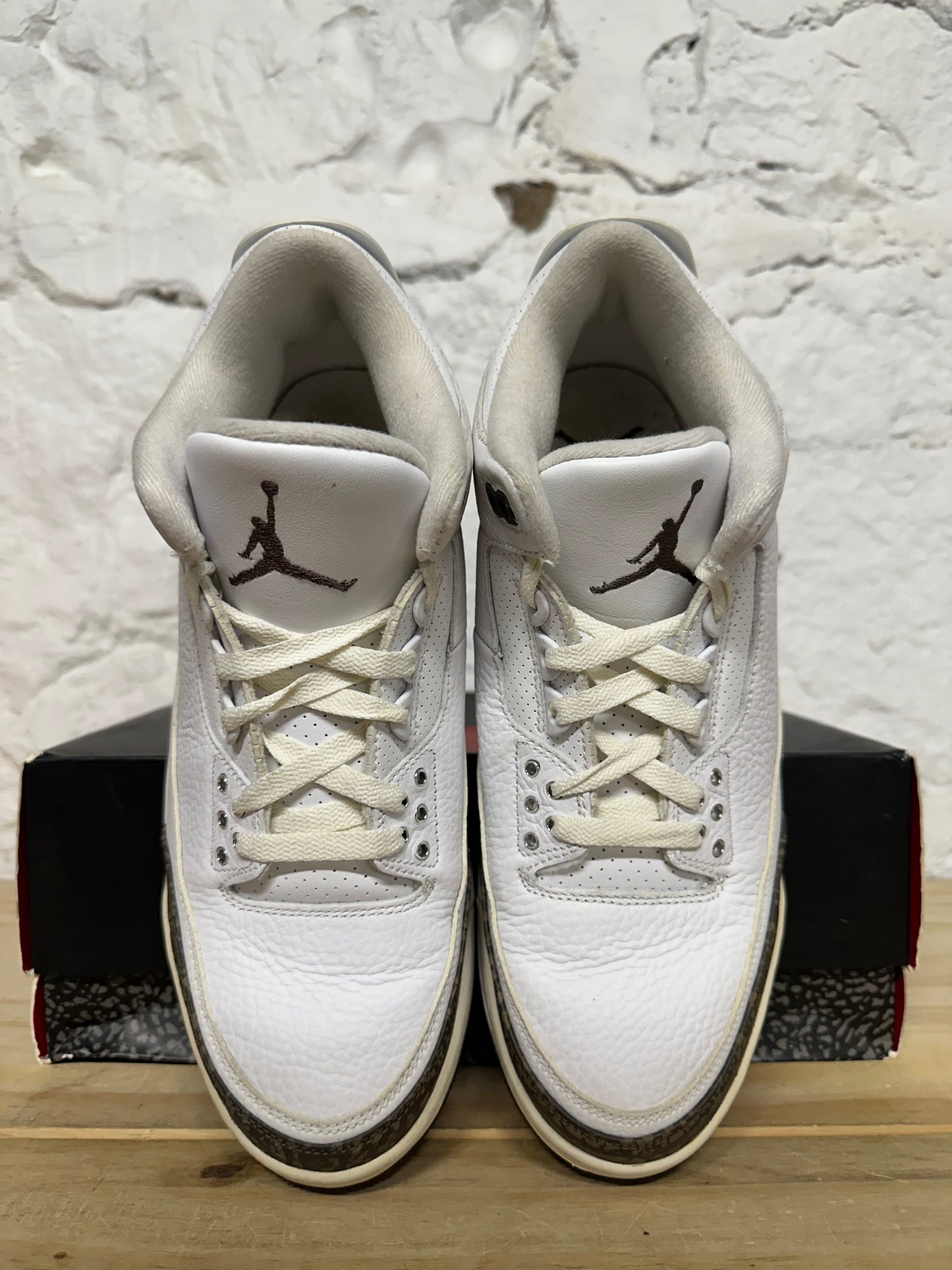 Air Jordan 3 Mocha Sz 10.5