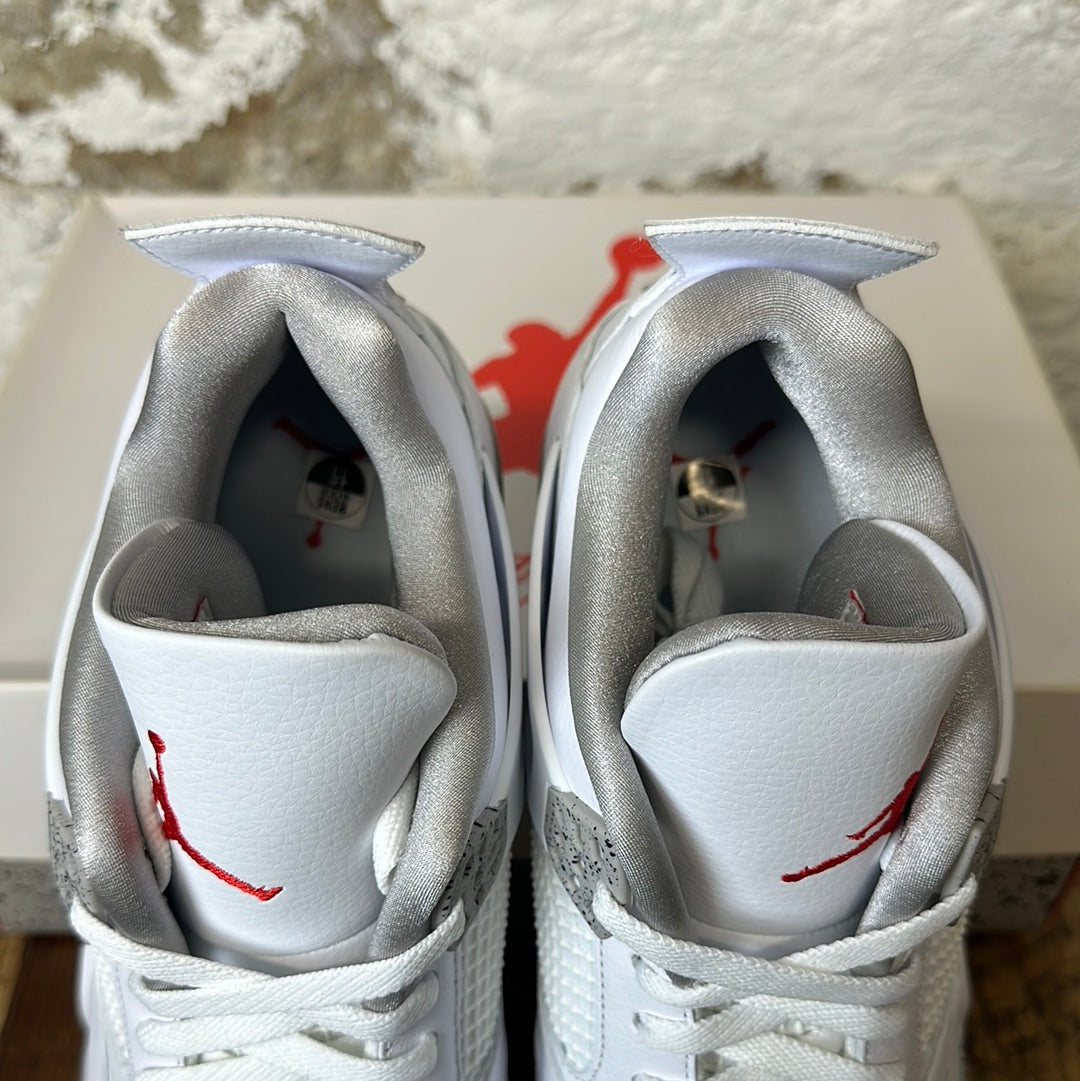 Air Jordan 4 White Oreo Sz 15 DS