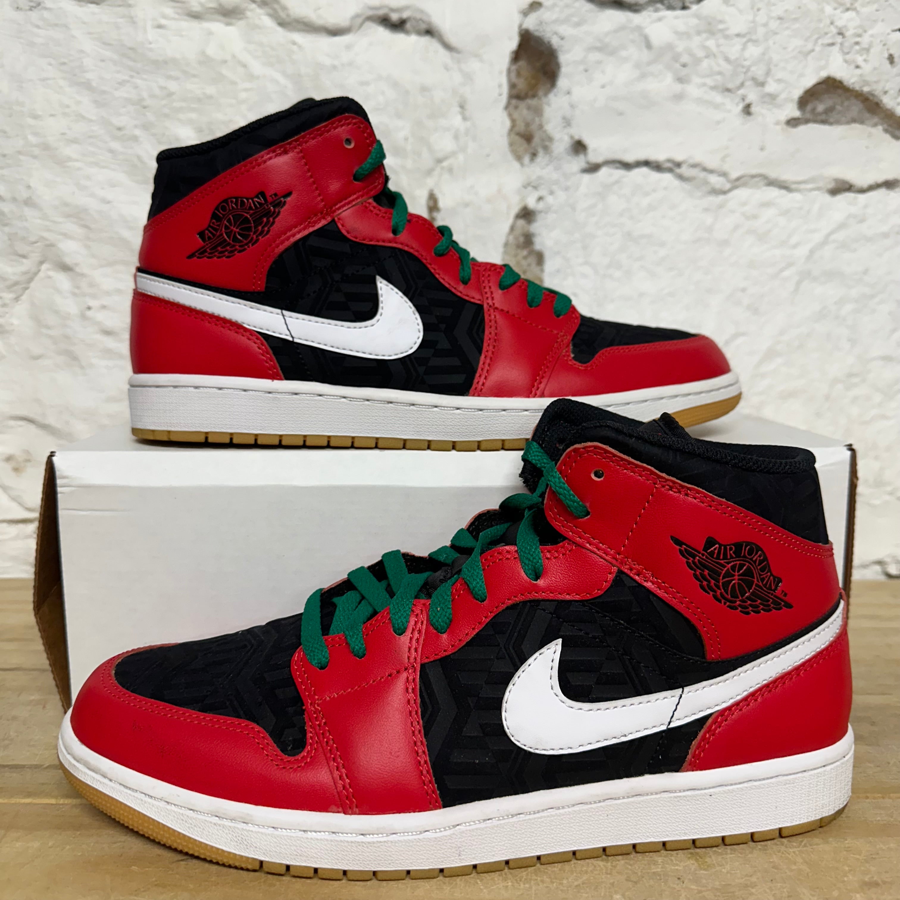 Air Jordan 1 Mid Christmas Sz 10.5