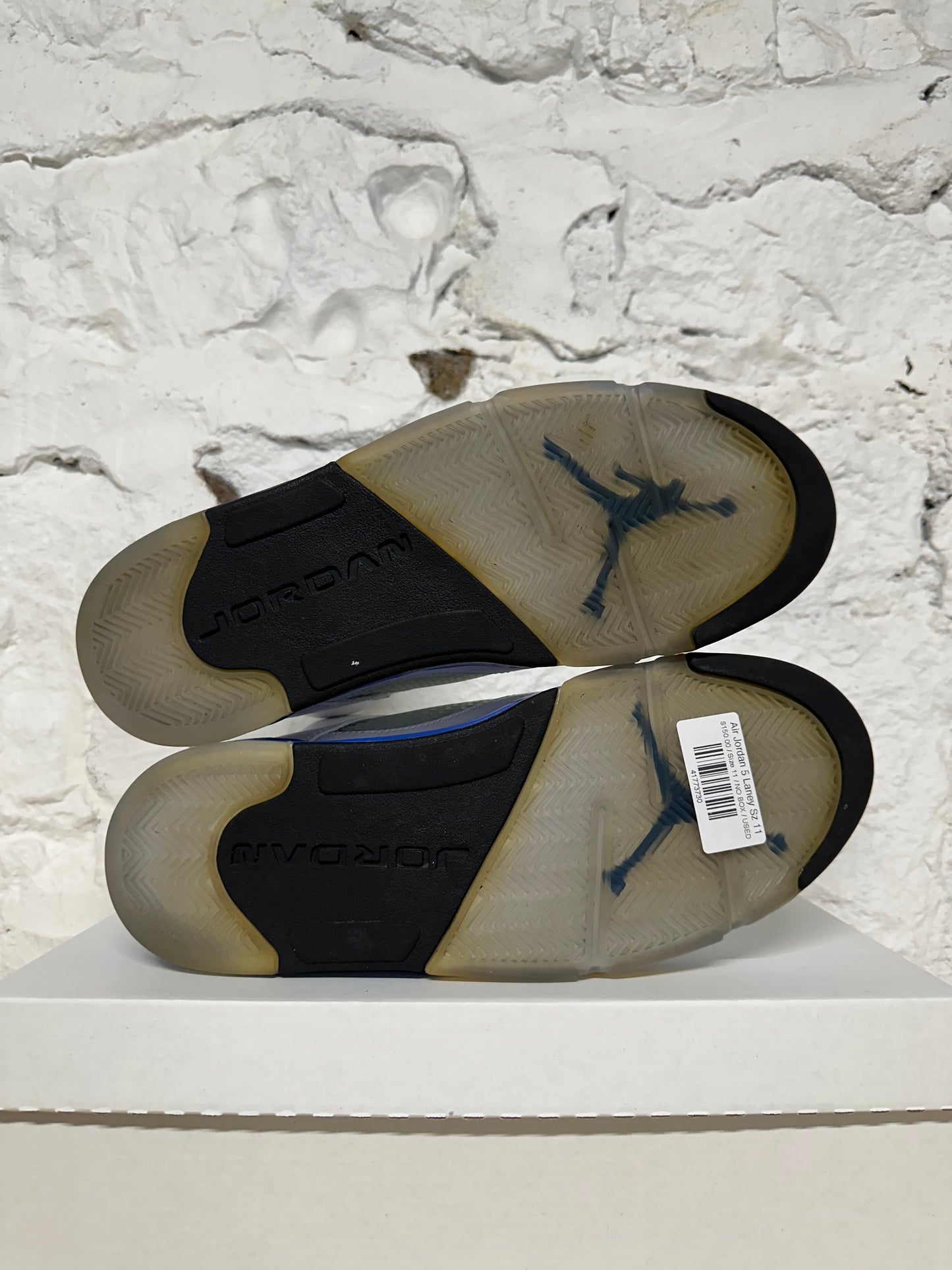 Air Jordan 5 Laney Sz 11