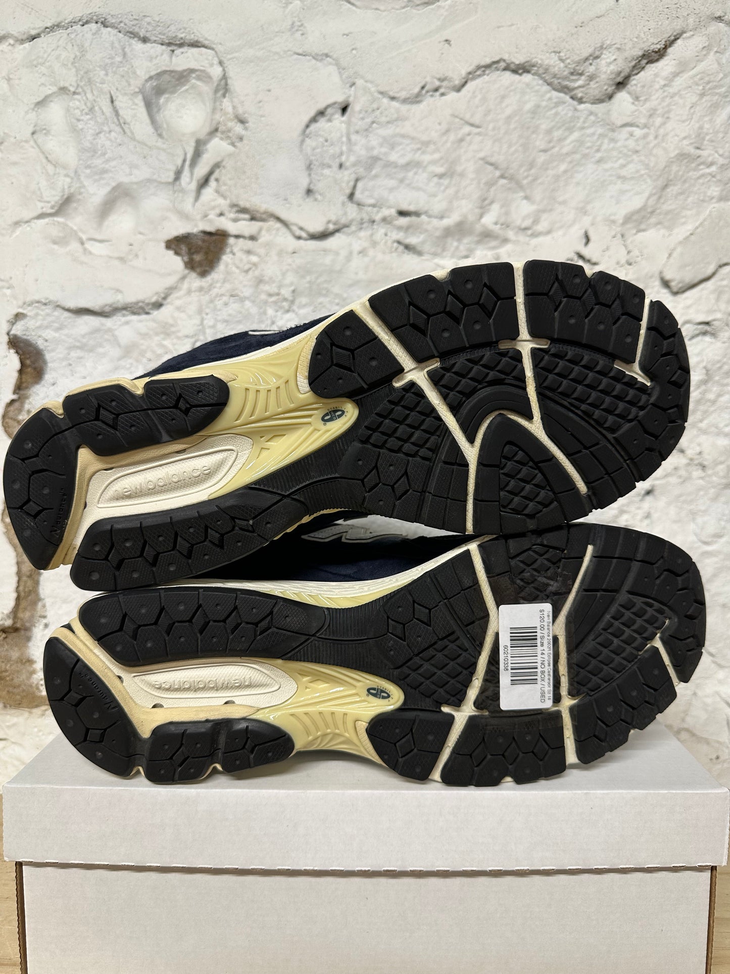 New Balance 2002R Eclipse Castlerock Sz 14