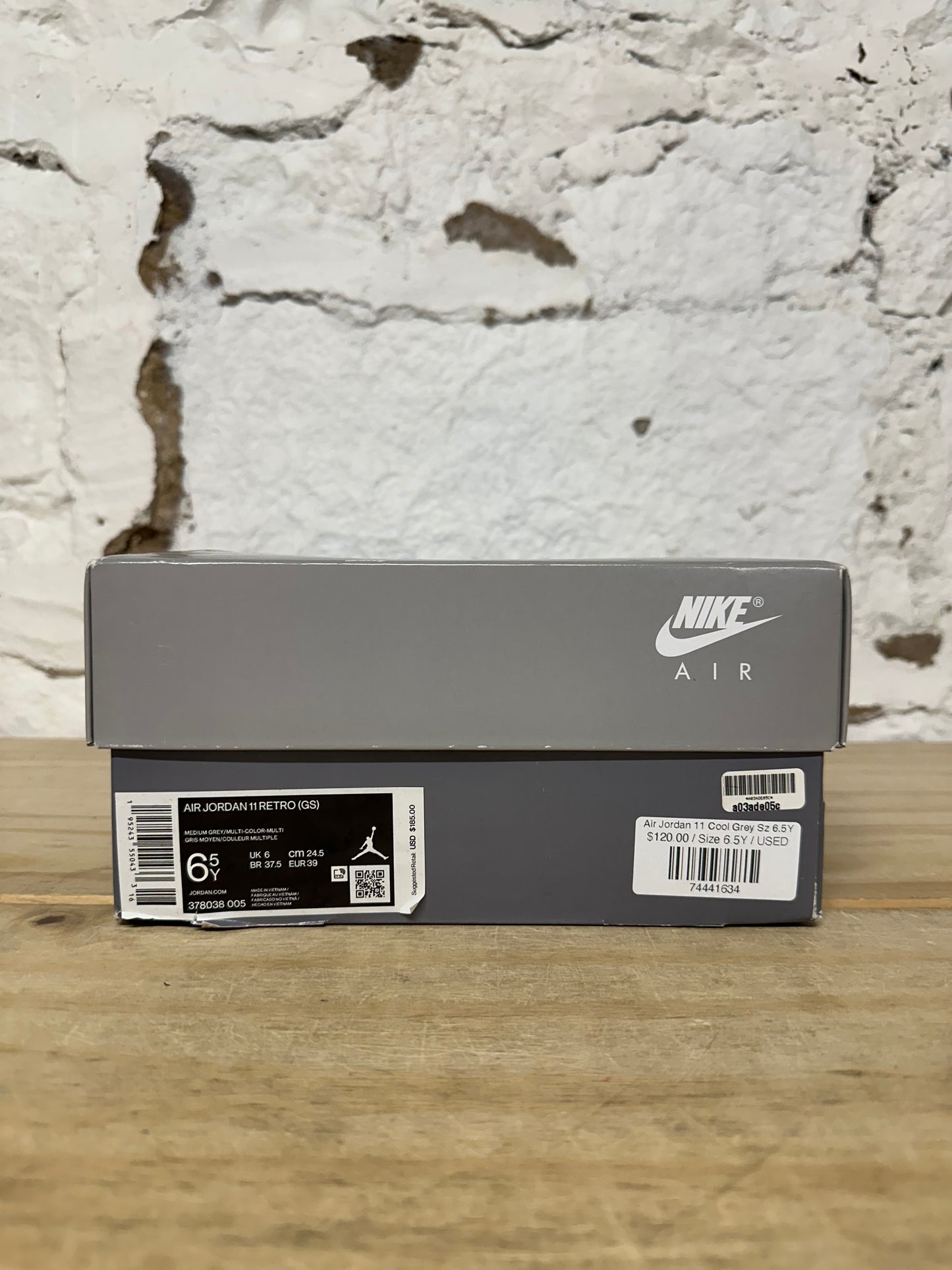 Air Jordan 11 High Cool Grey Sz 6.5Y