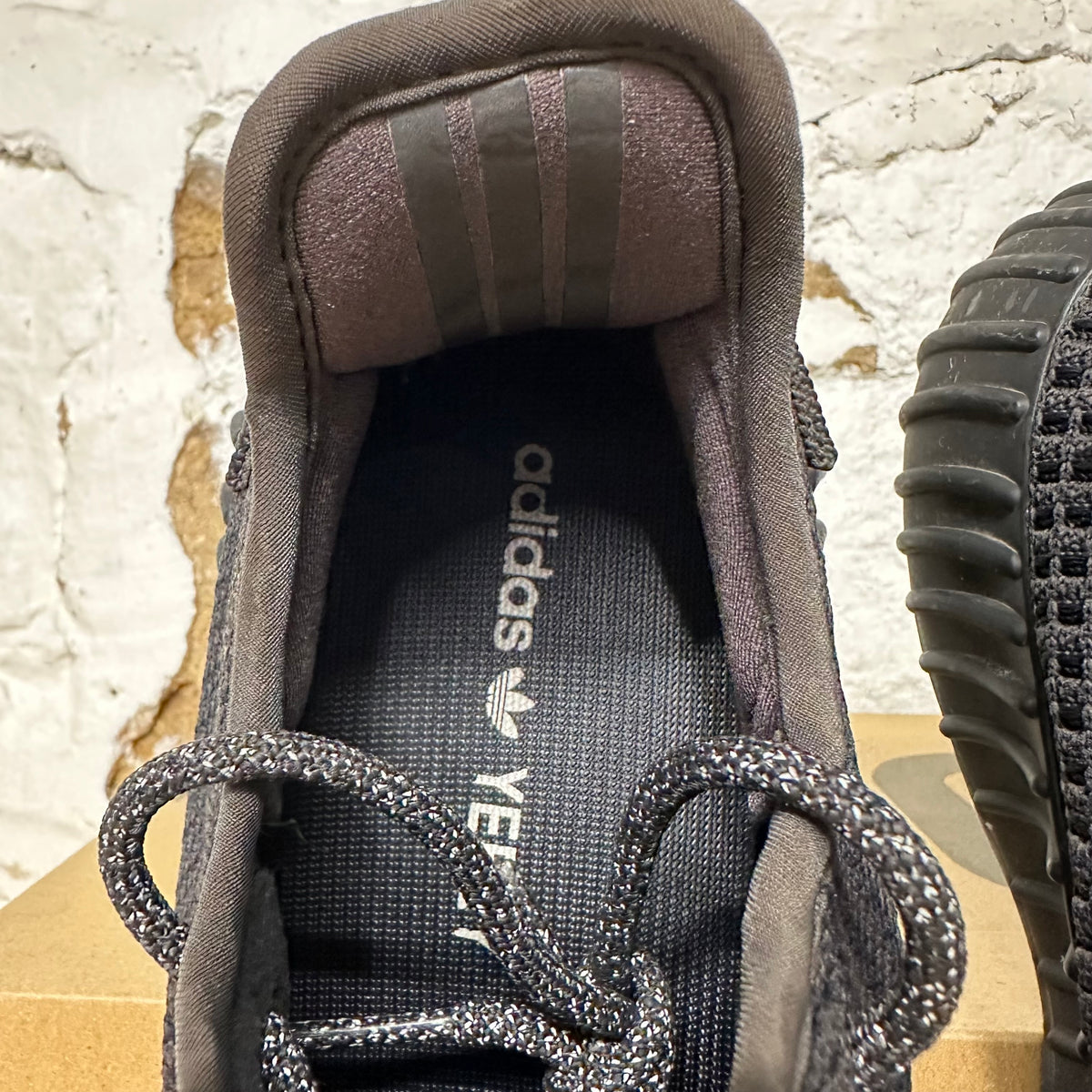 Yeezy 350 V2 Black (Non-Reflective) Sz 9