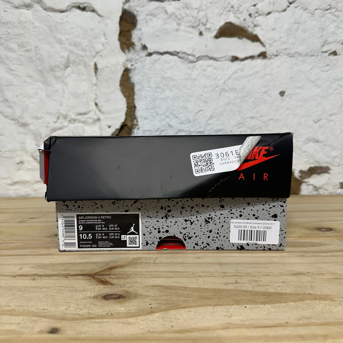 Air Jordan 4 White Cement (2025) Sz 9