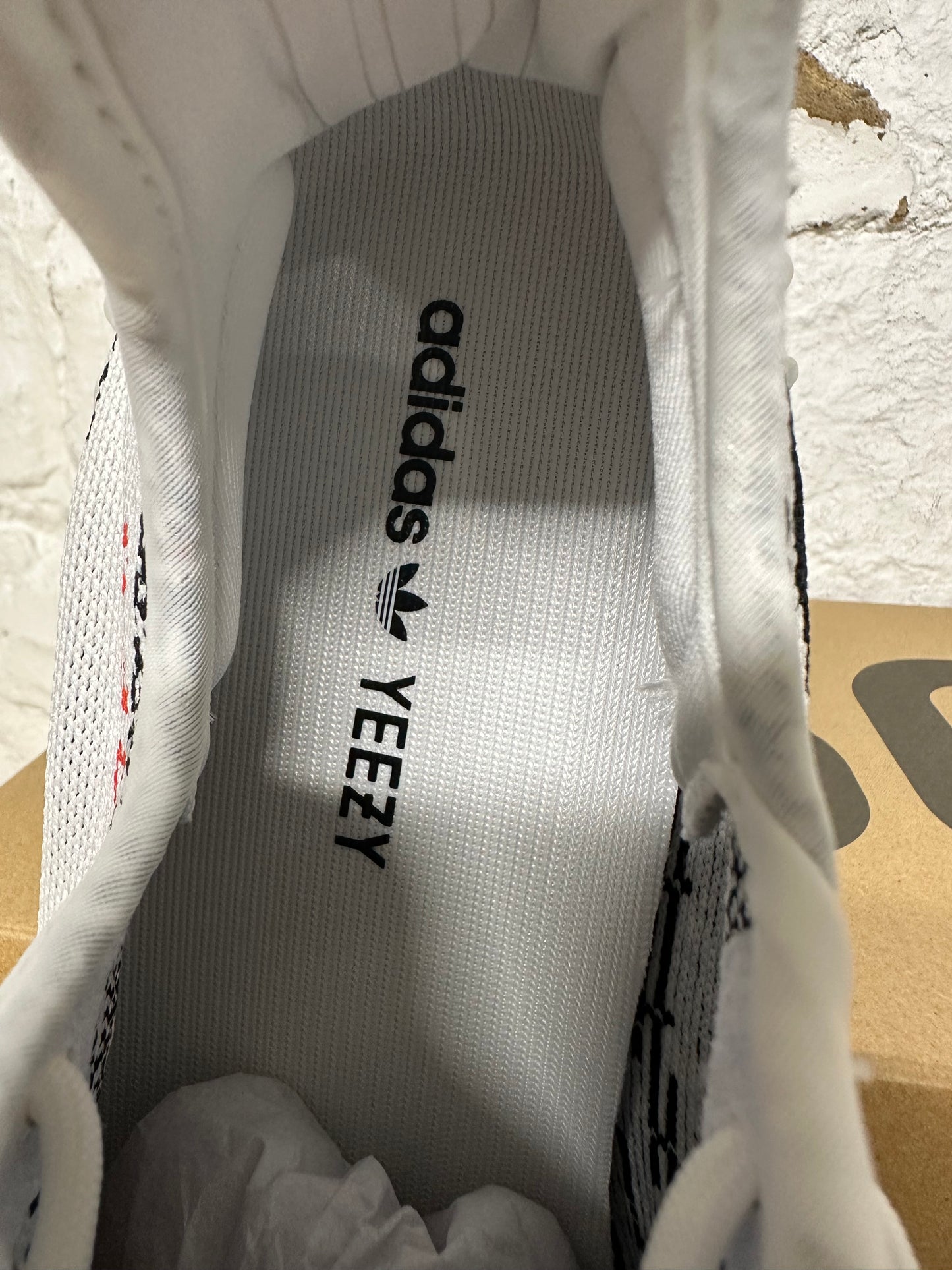 Yeezy 350 V2 Zebra Sz 10.5 DS