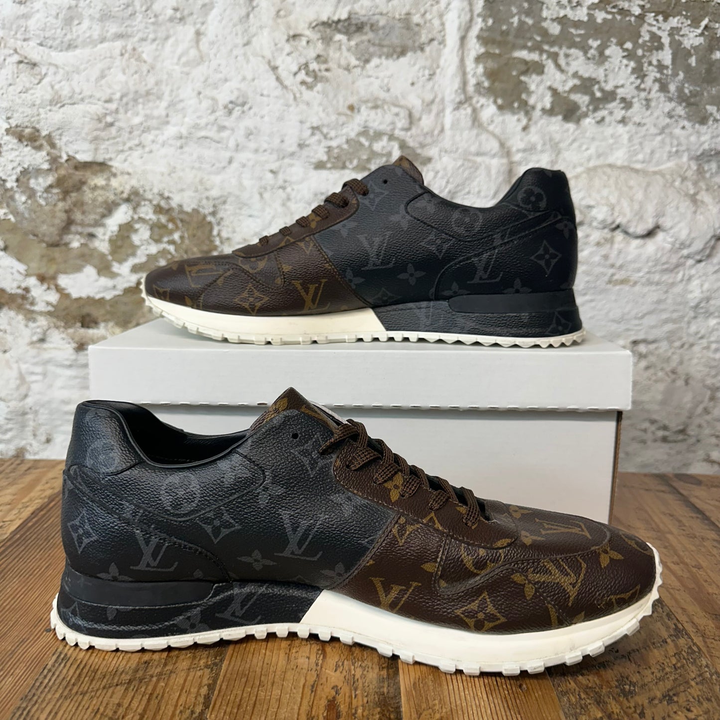 Louis Vuitton Damier Runaway Sneaker Sz 11.5 (10LV) No Box