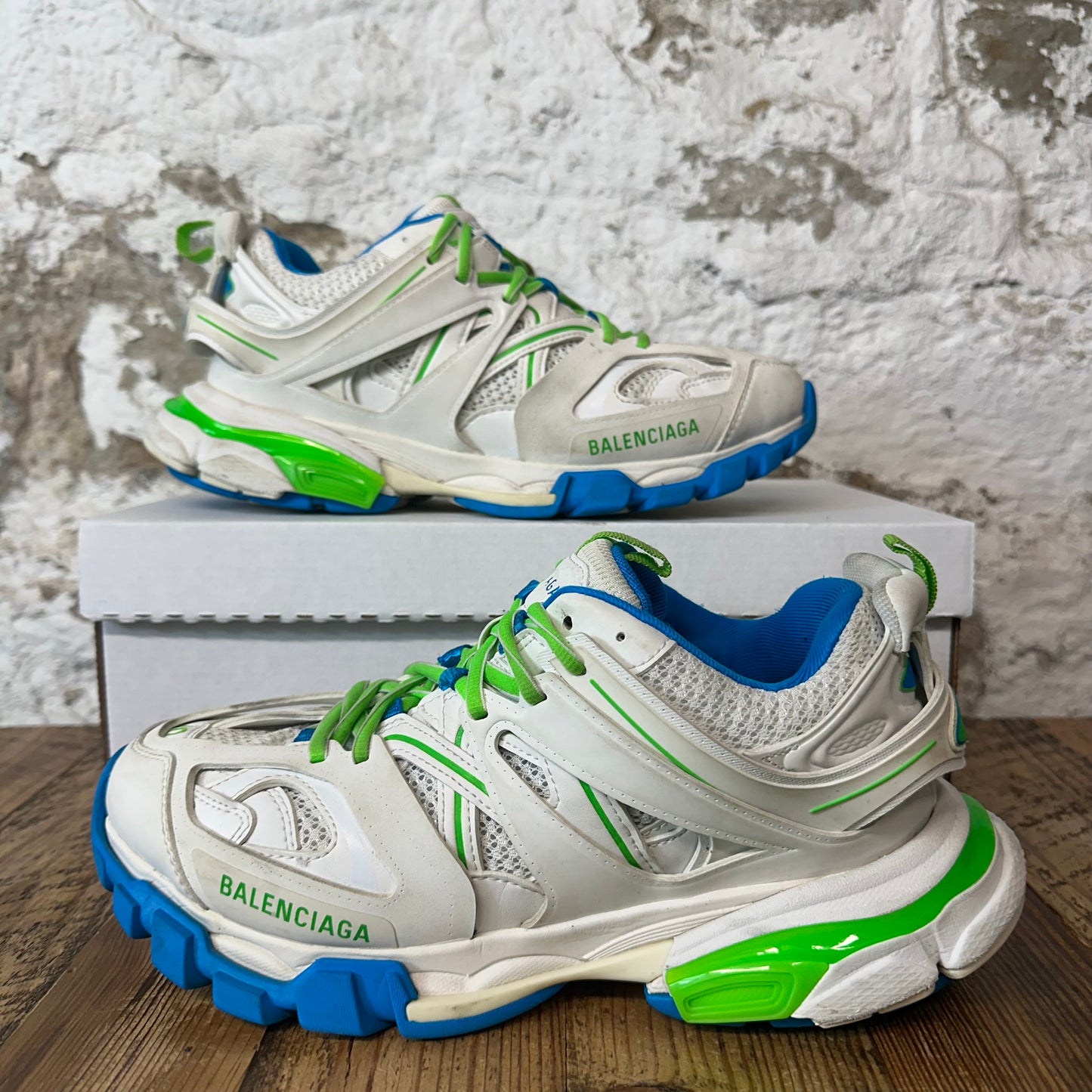 Balenciaga Track Runner White Green Blue Sneaker Sz 7 (40)