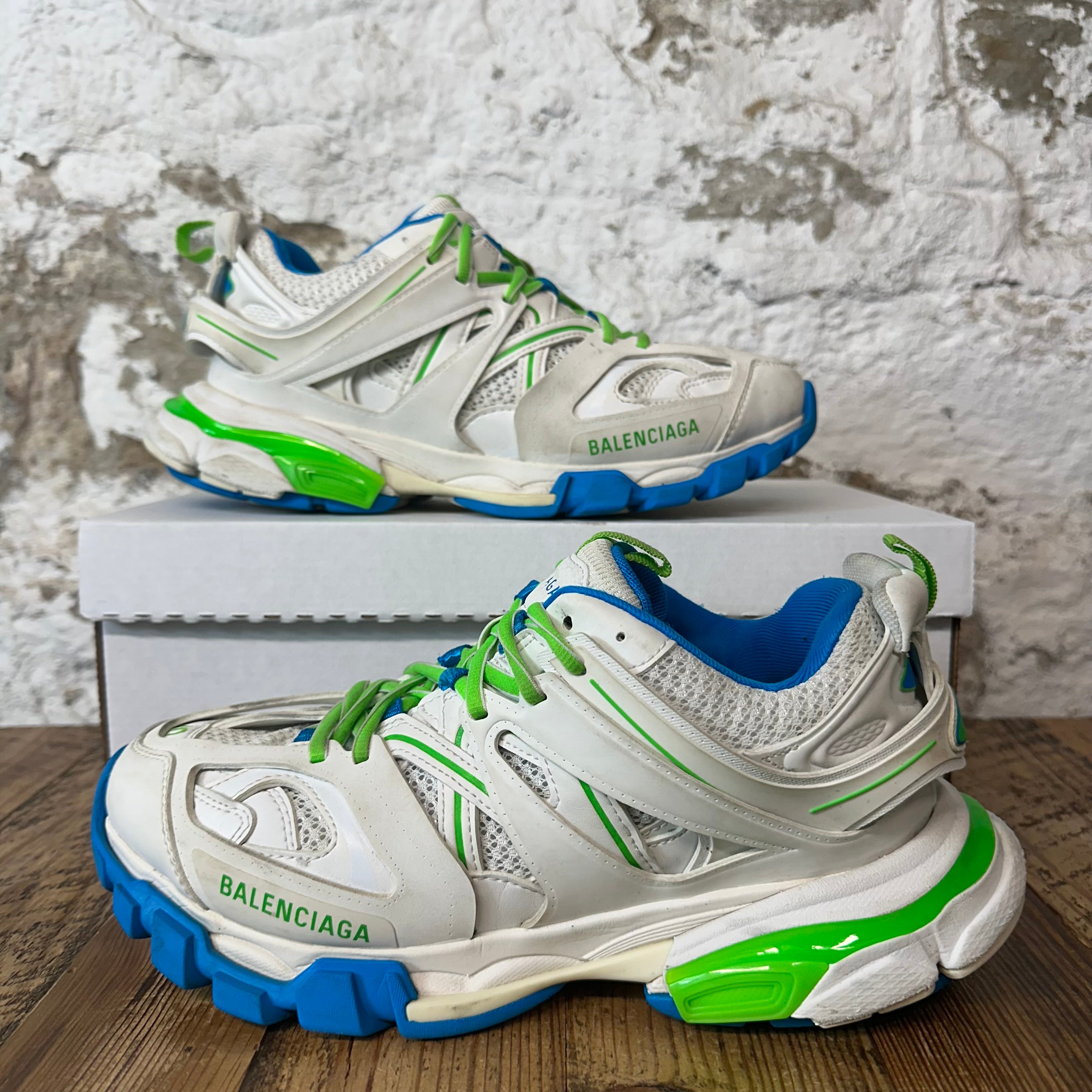 Balenciaga Track Runner White Green Blue Sneaker Sz 7 (40)