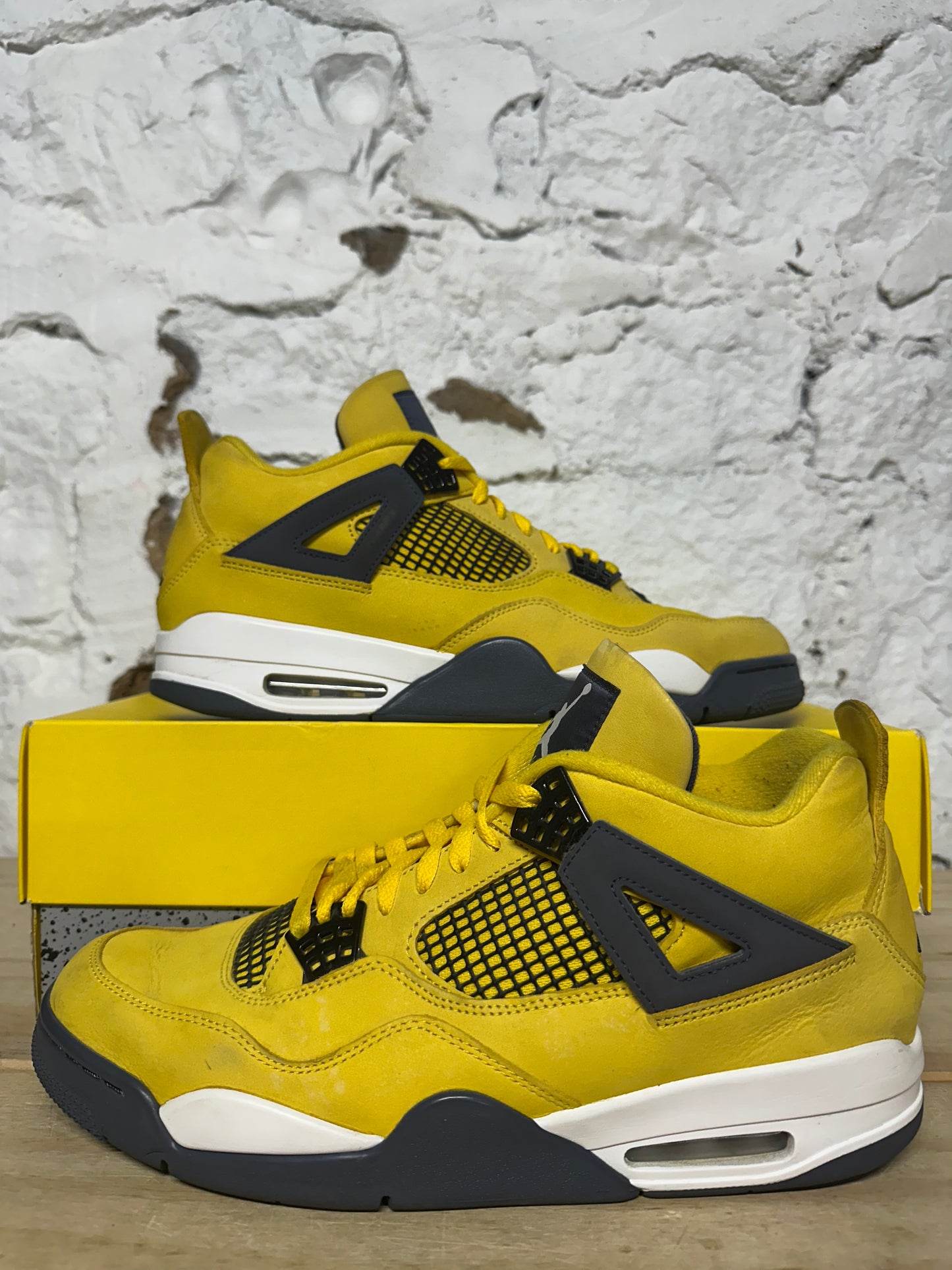 Air Jordan 4 Lightning Sz 12