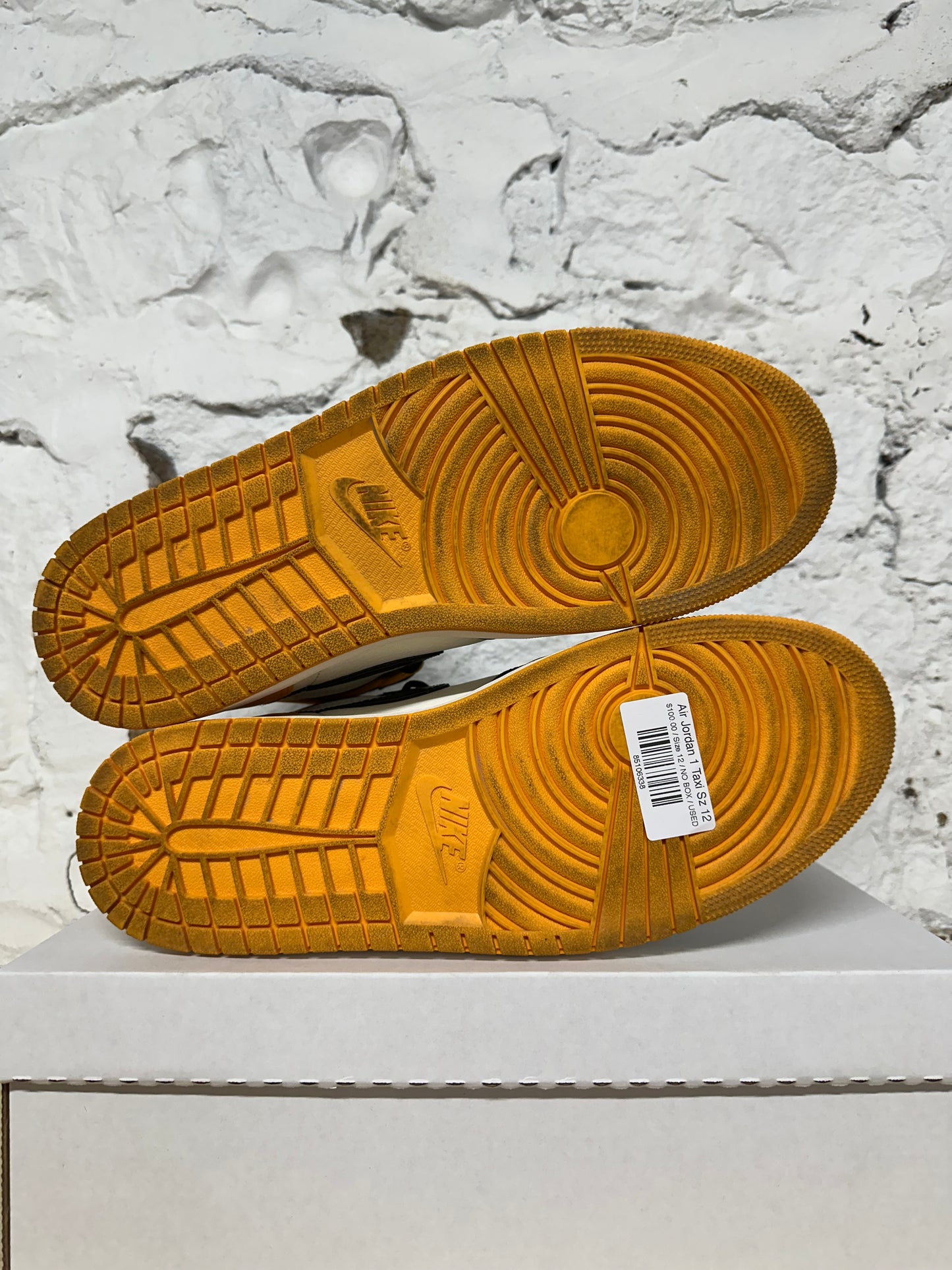 Air Jordan 1 High Taxi Sz 12