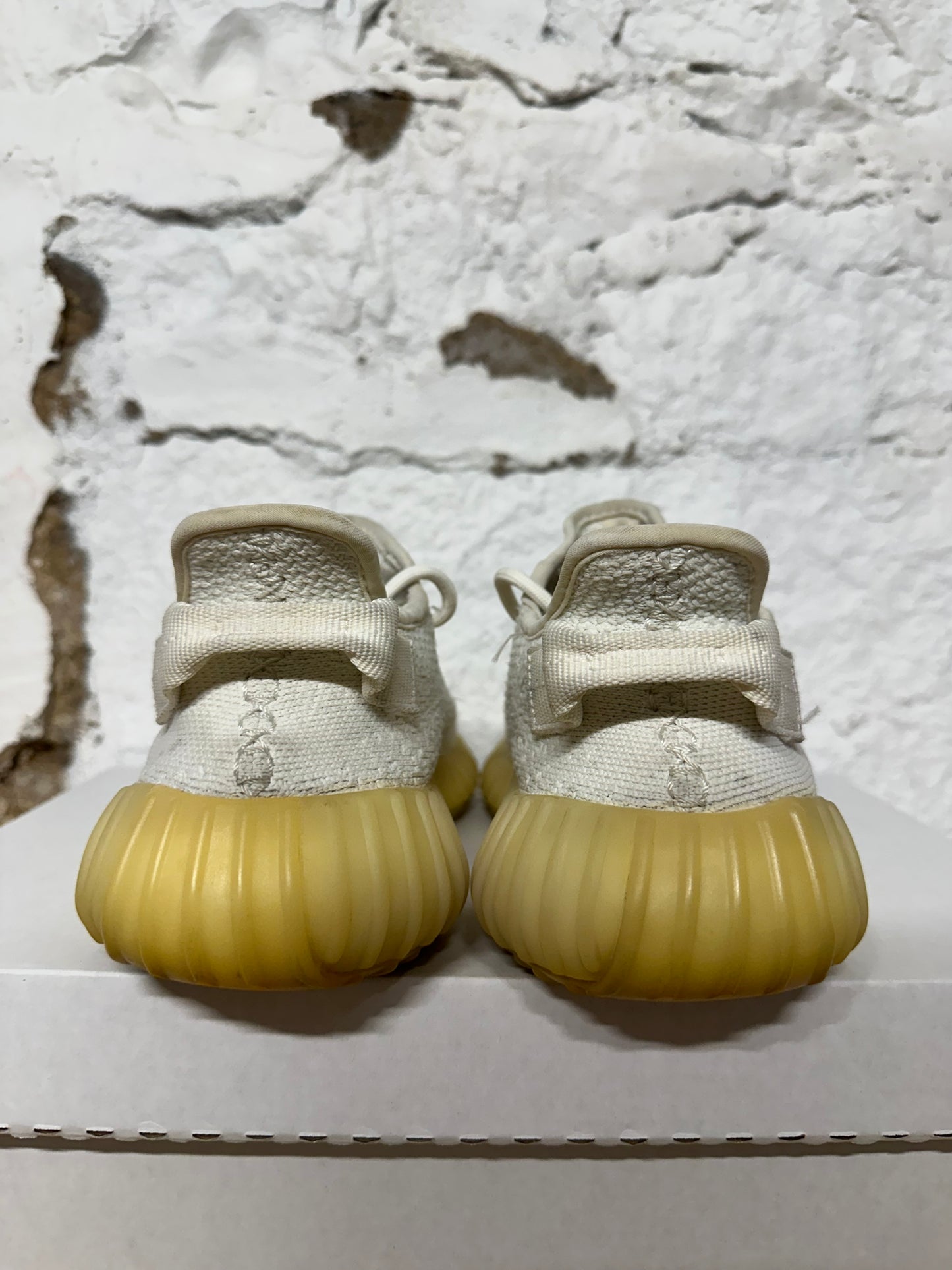 Yeezy 350 V2 Cream Sz 6