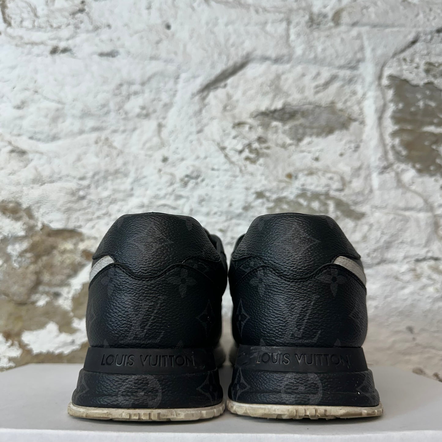 Louis Vuitton Multi Monogram Runaway Sneaker Sz 10.5 (9LV)