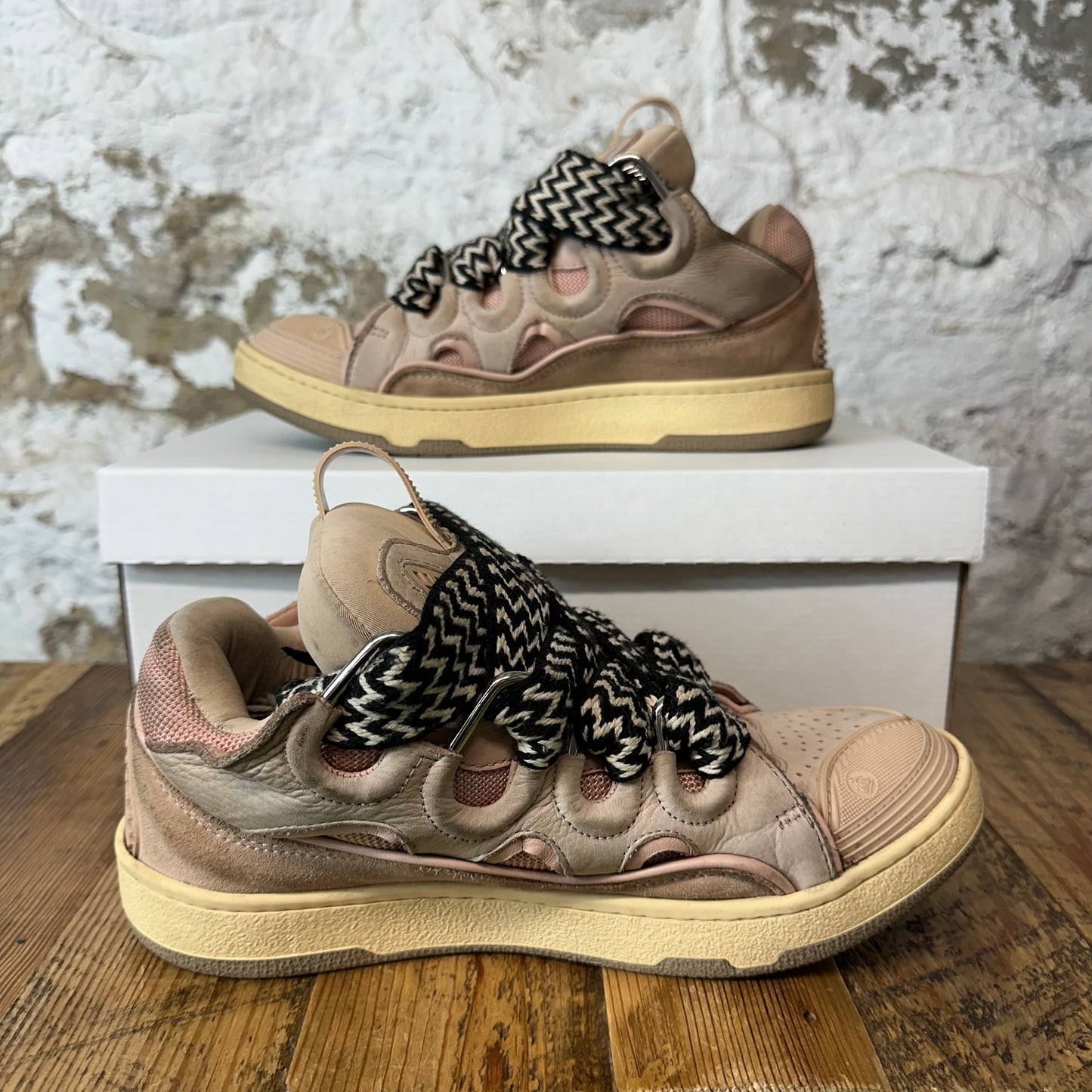 Lanvin Curb Black White Lace Pink Sneaker Sz 6.5 (39) No Box