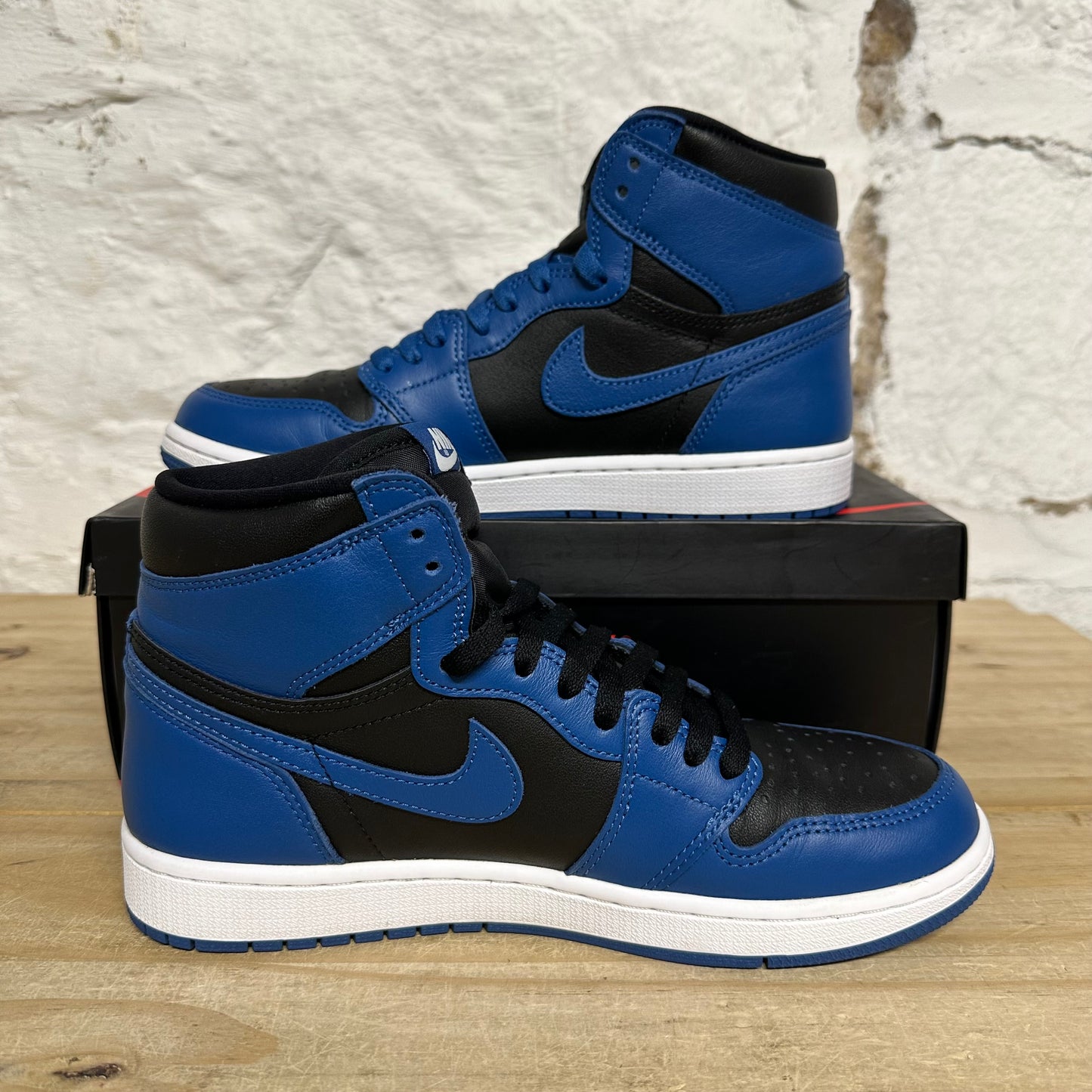 Air Jordan 1 High Dark Marina Blue Sz 8.5