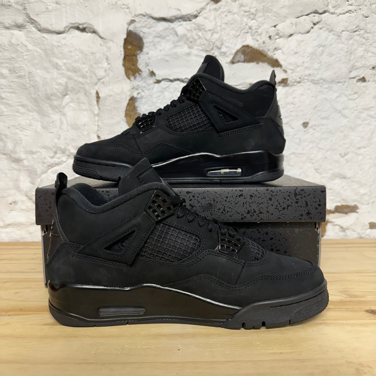 Air Jordan 4 Black Cat (2025) Sz 9