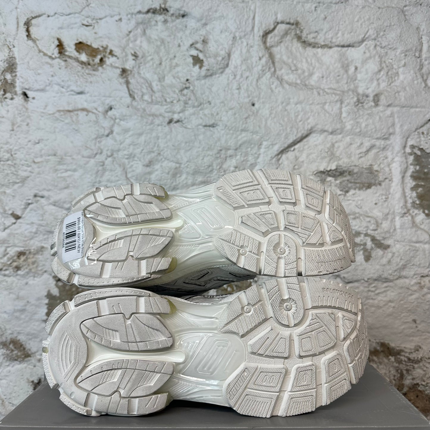 Balenciaga Runner Triple White Sneaker