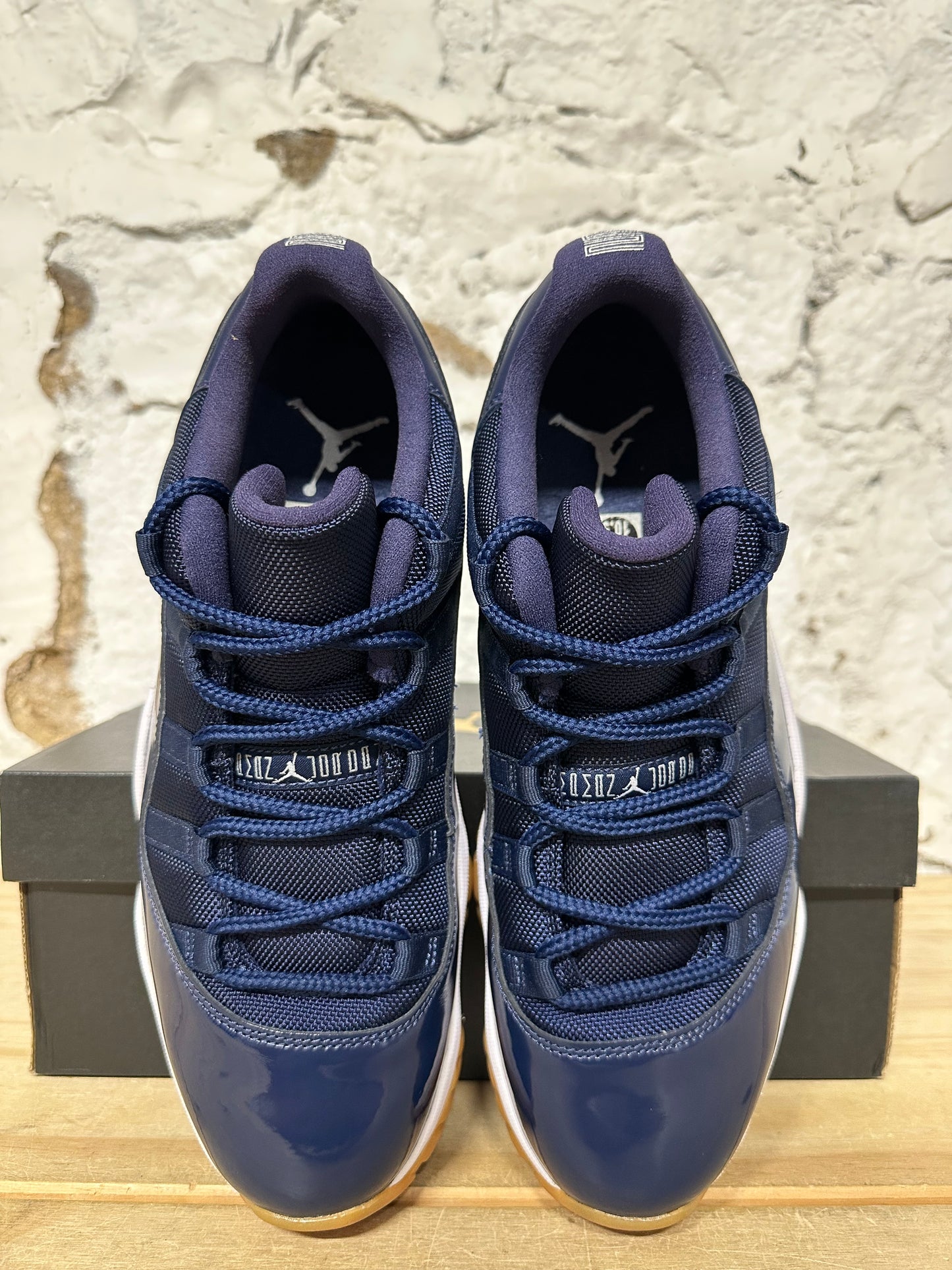 Air Jordan 11 Low Midnight Navy Gum Sz 10.5