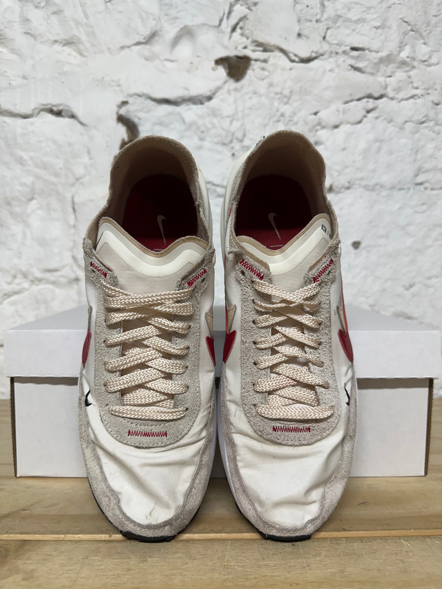 Nike Waffle One Sail Gym Red Sz 7.5 (9W)