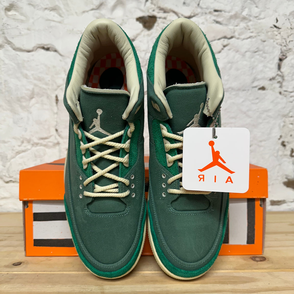 Air Jordan 3 Nina Chanel Sz 10.5 (12W) DS